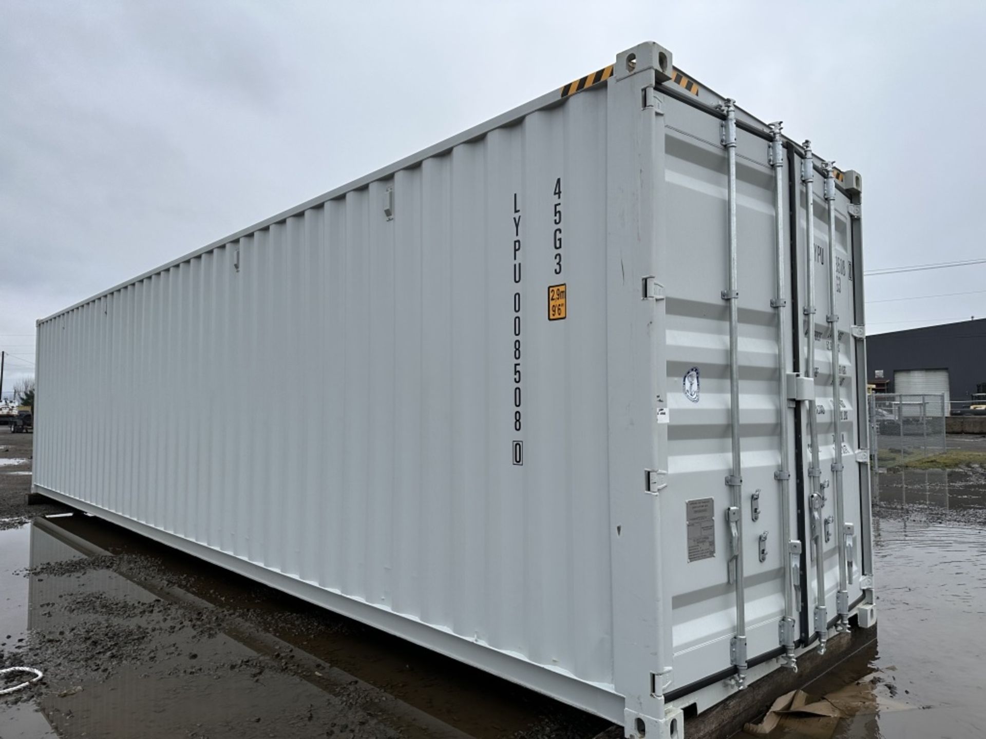 2022 40' High Cube Shipping Container - Image 2 of 7