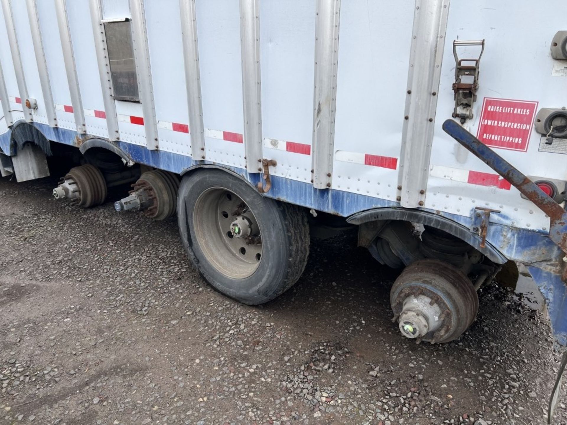 2002 Western 53' Possum Belly Chip Trailer - Image 5 of 11