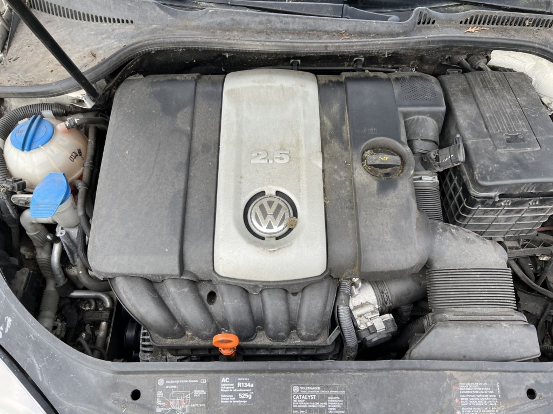 2005 Volkswagen Jetta Sedan - Image 15 of 38