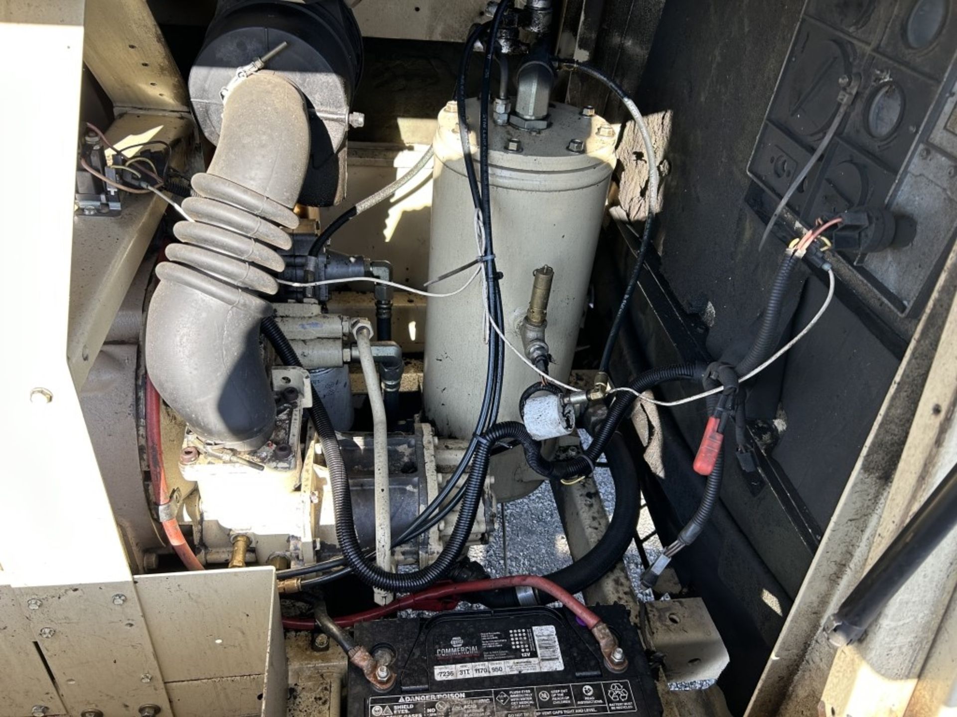 1999 Ingersoll-Rand 185 Towable Air Compressor - Image 15 of 29