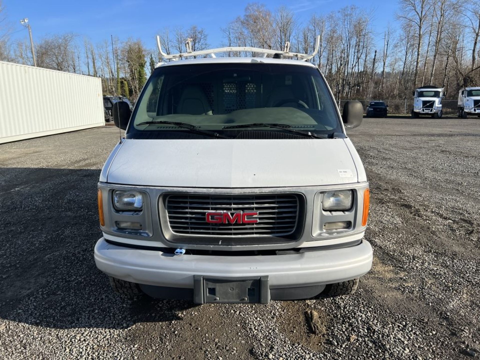 2000 GMC Savana 3500 Cargo Van - Image 8 of 33