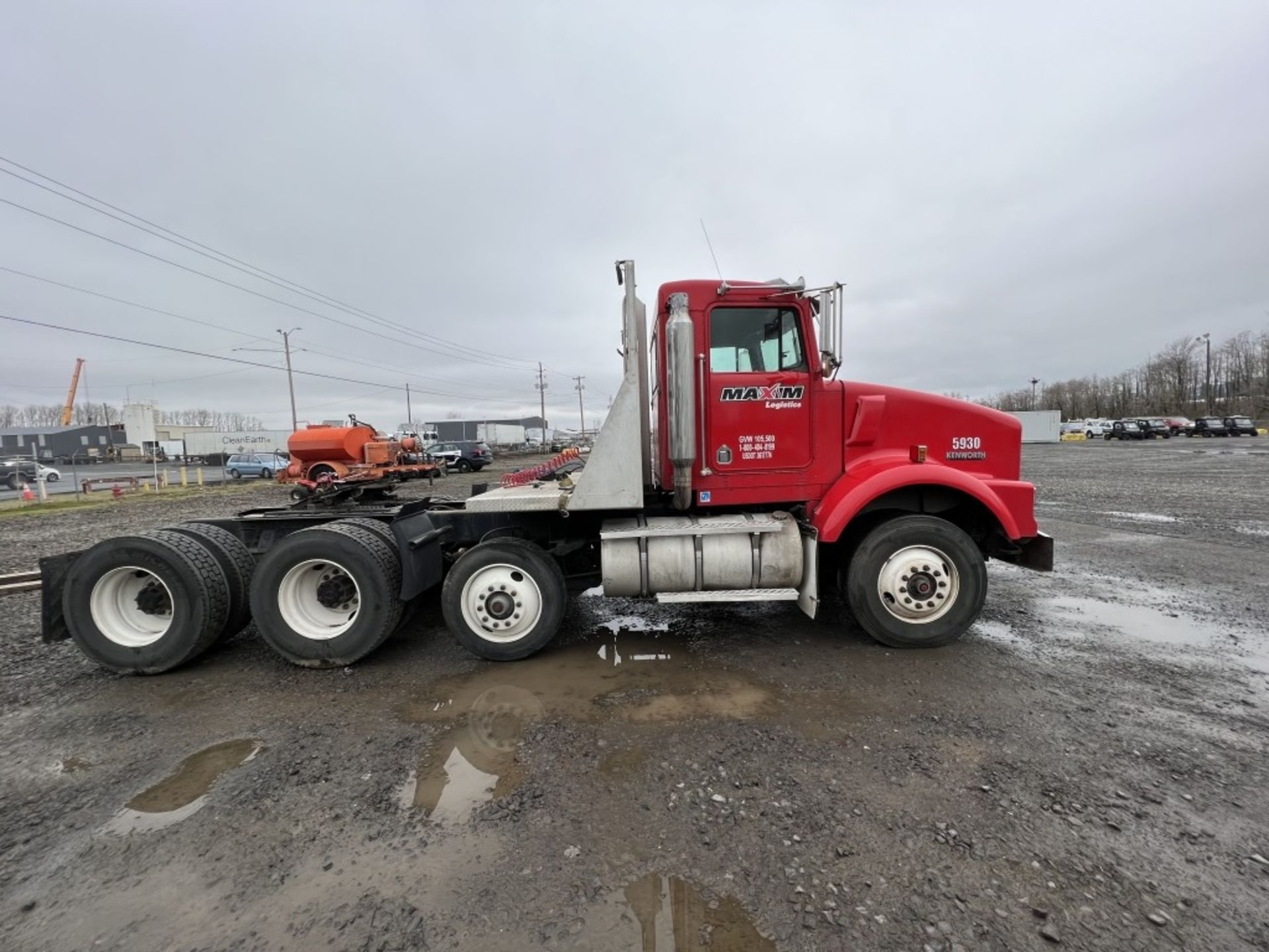 1996 Kenworth T800 Tri-Axle Truck Tractor - Image 3 of 39