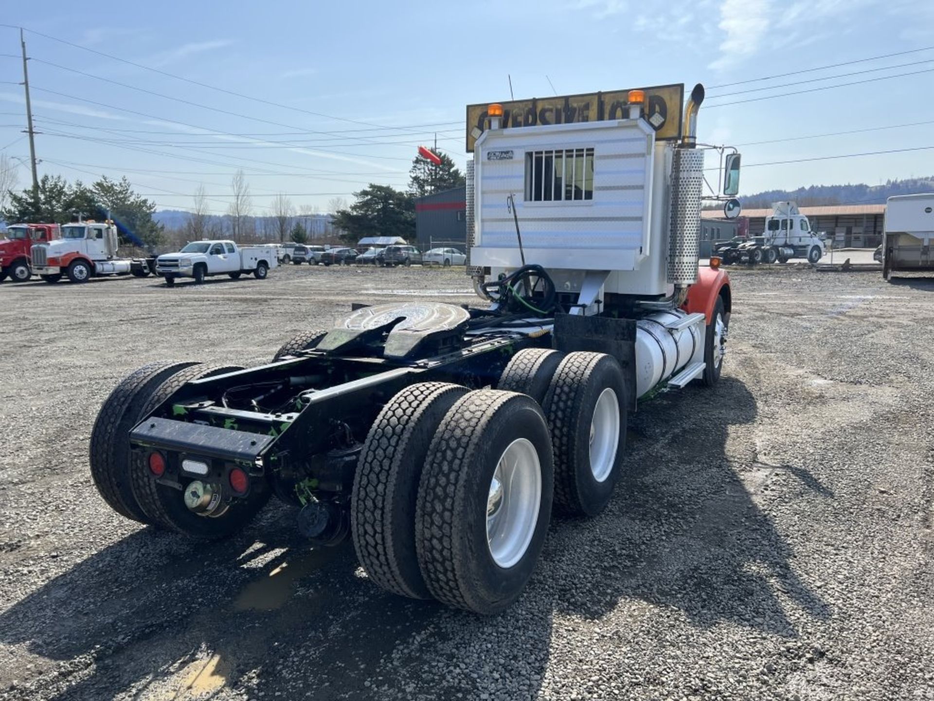 2007 Kenworth T800 T/A Truck Tractor - Image 4 of 40