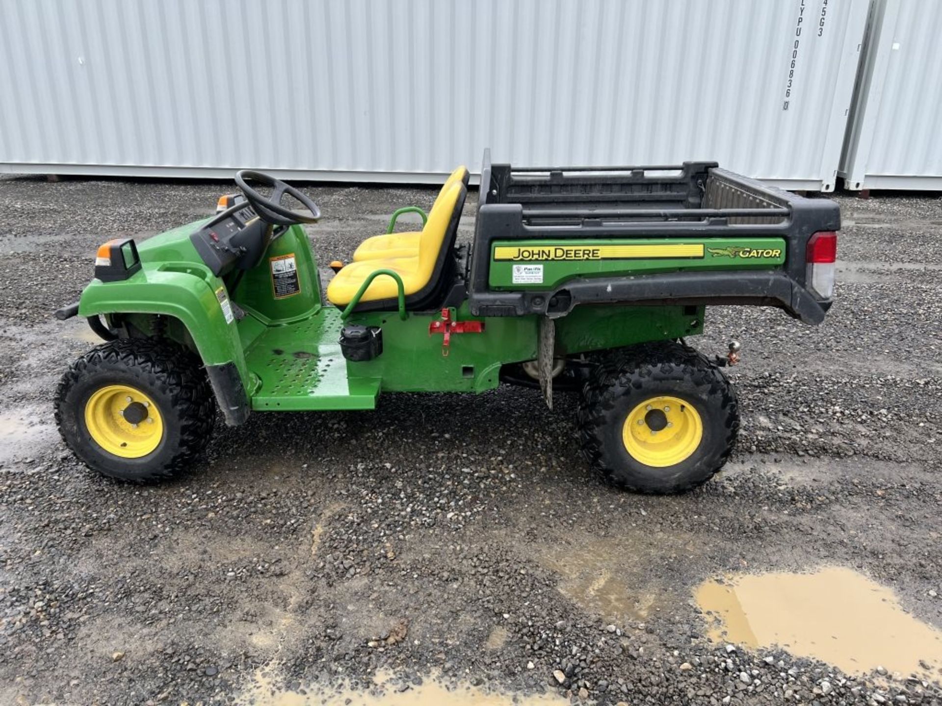 2015 John Deere Gator Utility Cart - Image 7 of 22