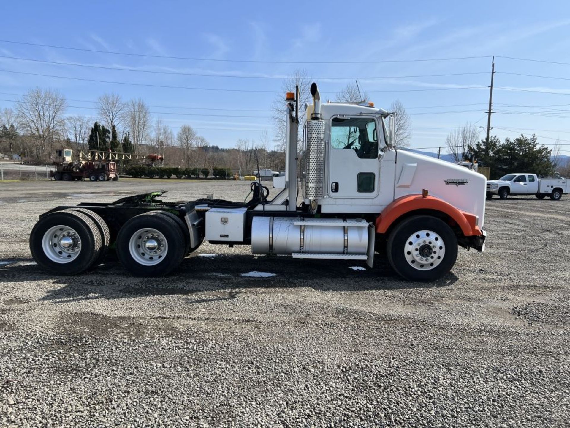 2007 Kenworth T800 T/A Truck Tractor - Image 3 of 40