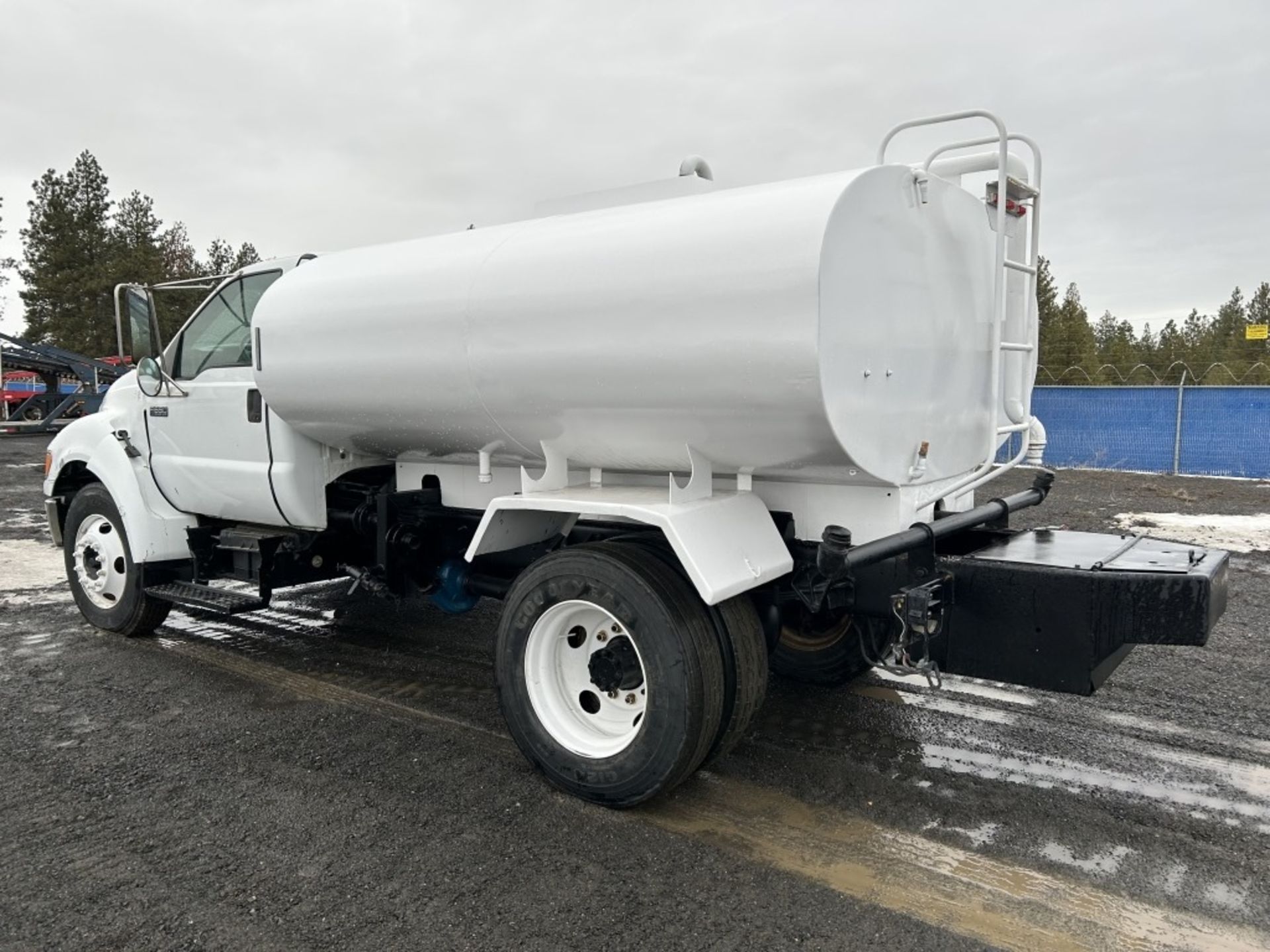 2007 Ford F650 SD S/A Water Truck - Image 3 of 40