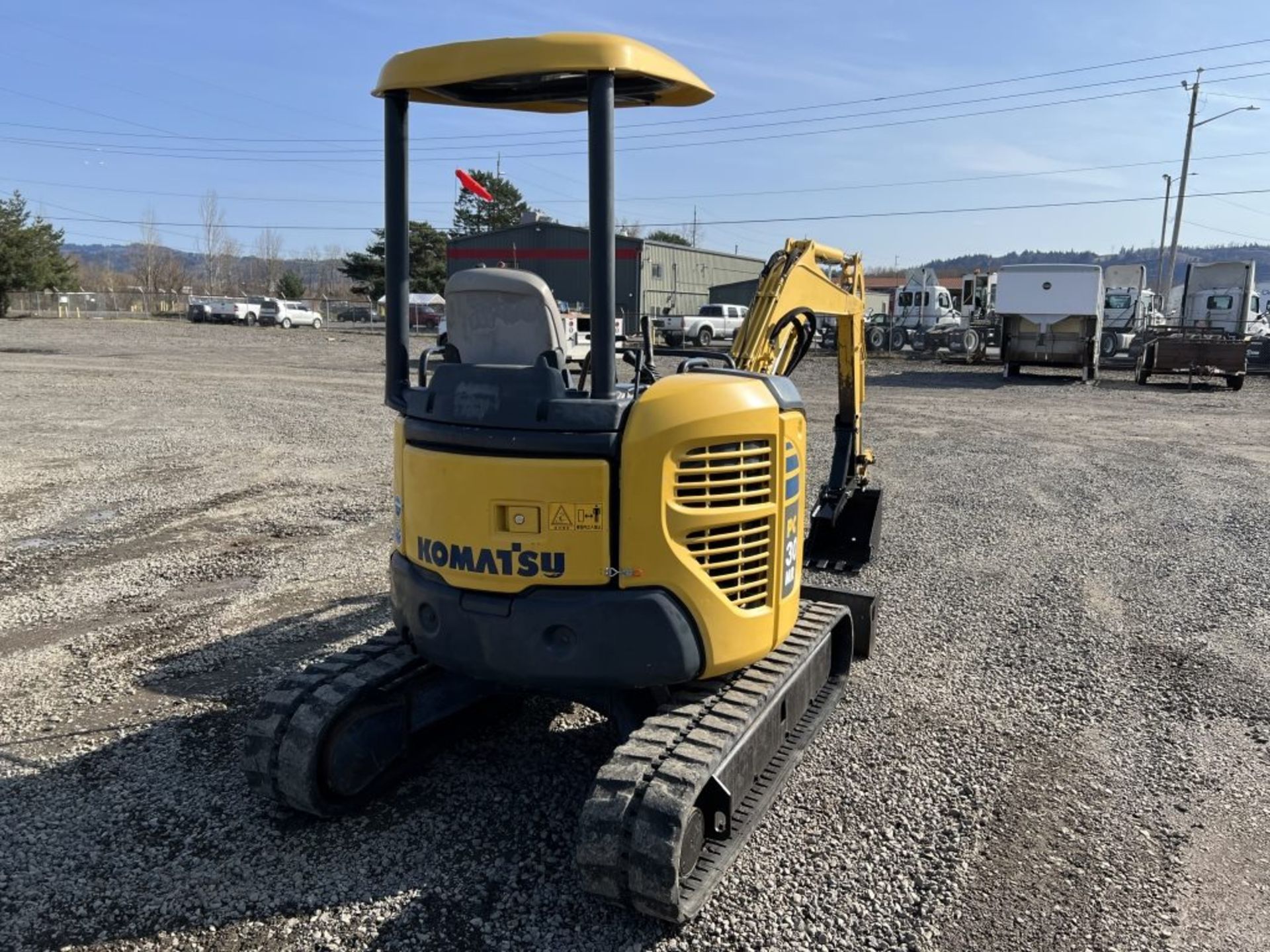 2011 Komatsu PC30MR-3 Mini Hydraulic Excavator - Image 4 of 29