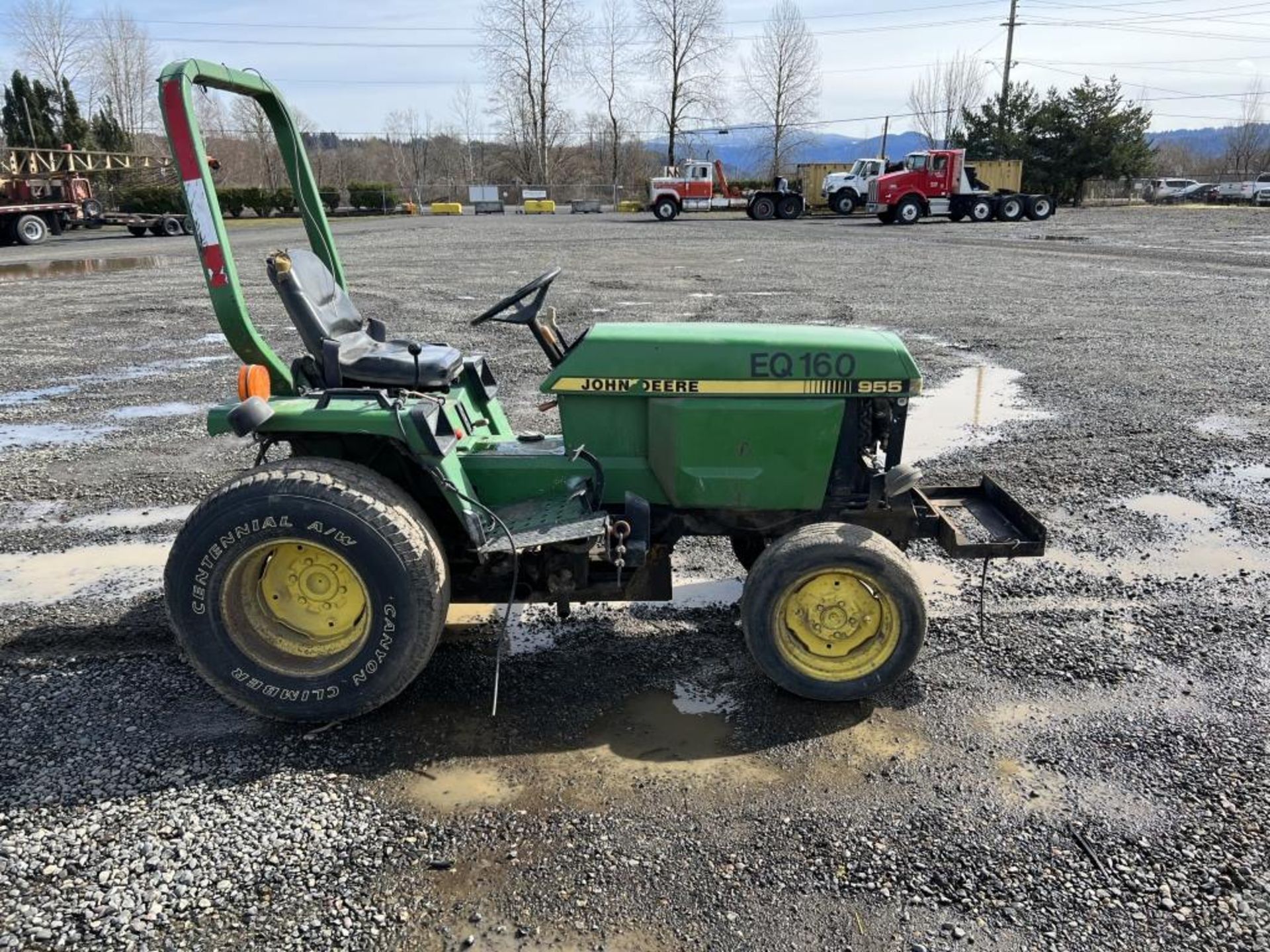 1994 John Deere 855 Utility Tractor - Image 3 of 17