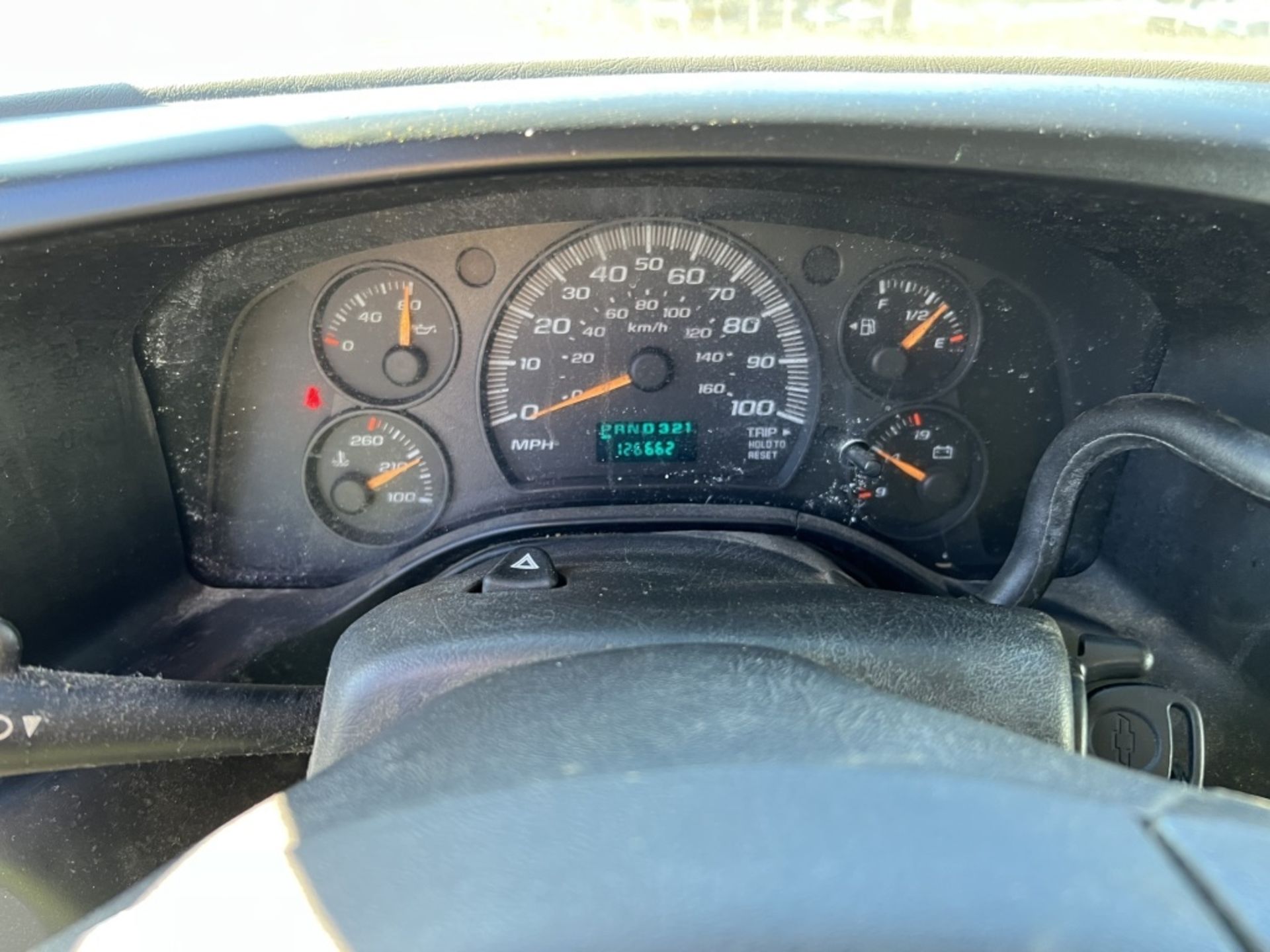 2006 Chevrolet Express 3500 Cargo Van - Image 21 of 30