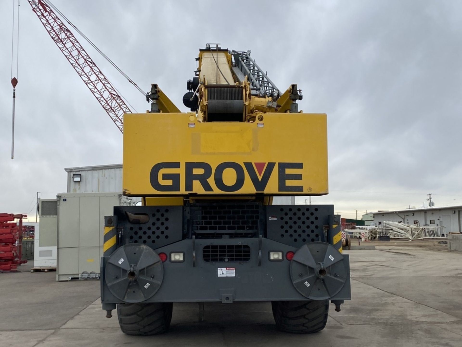 2005 Grove RT890E 4x4 Rough Terrain Crane - Image 3 of 38