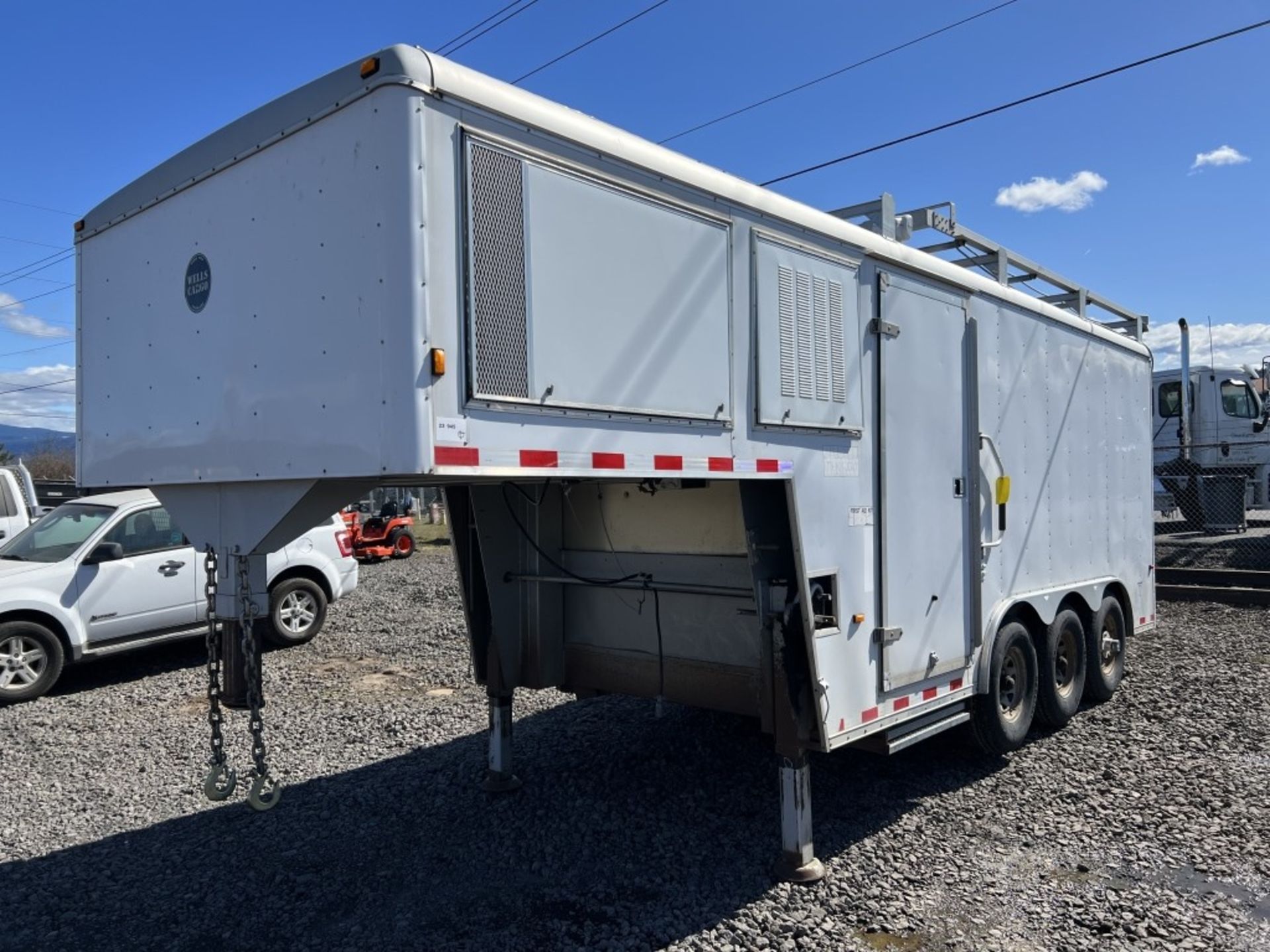 2005 Wells Cargo Tri-Axle Gooseneck Cargo Trailer