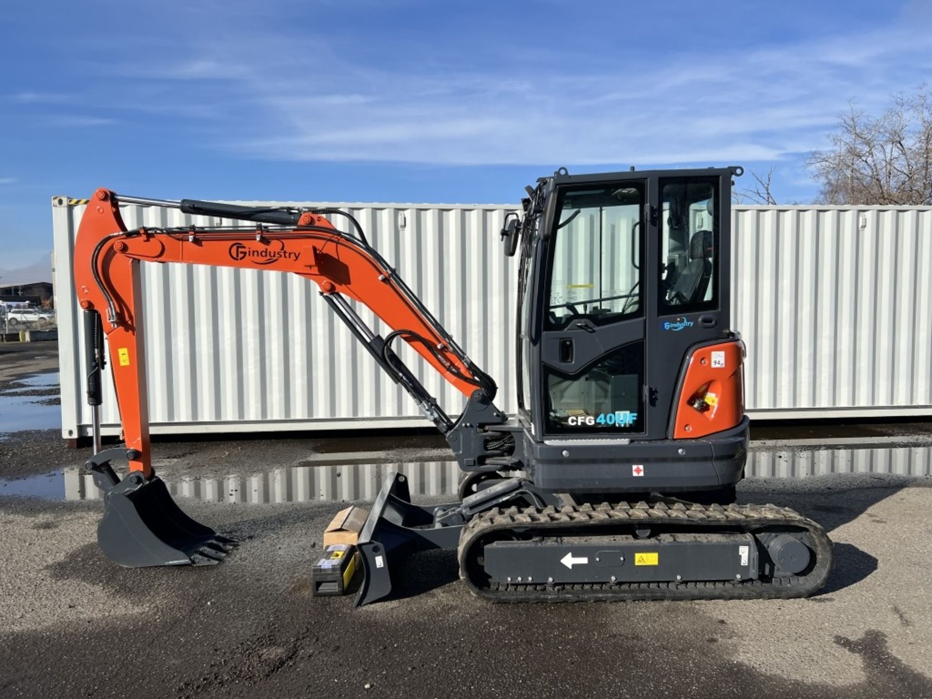 2022 CFG 40UF Mini Hydraulic Excavator - Image 7 of 46