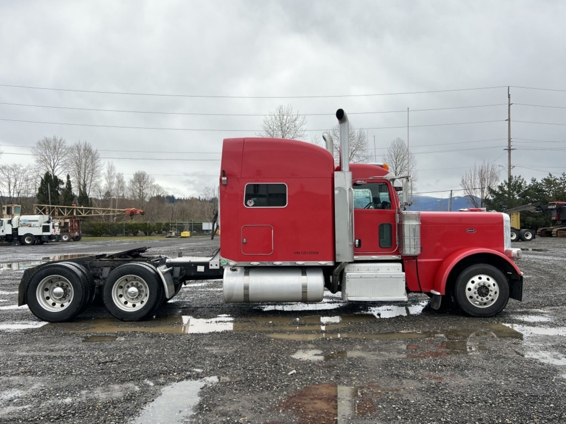 2012 Peterbilt 389 T/A Sleeper Truck Tractor - Image 3 of 41