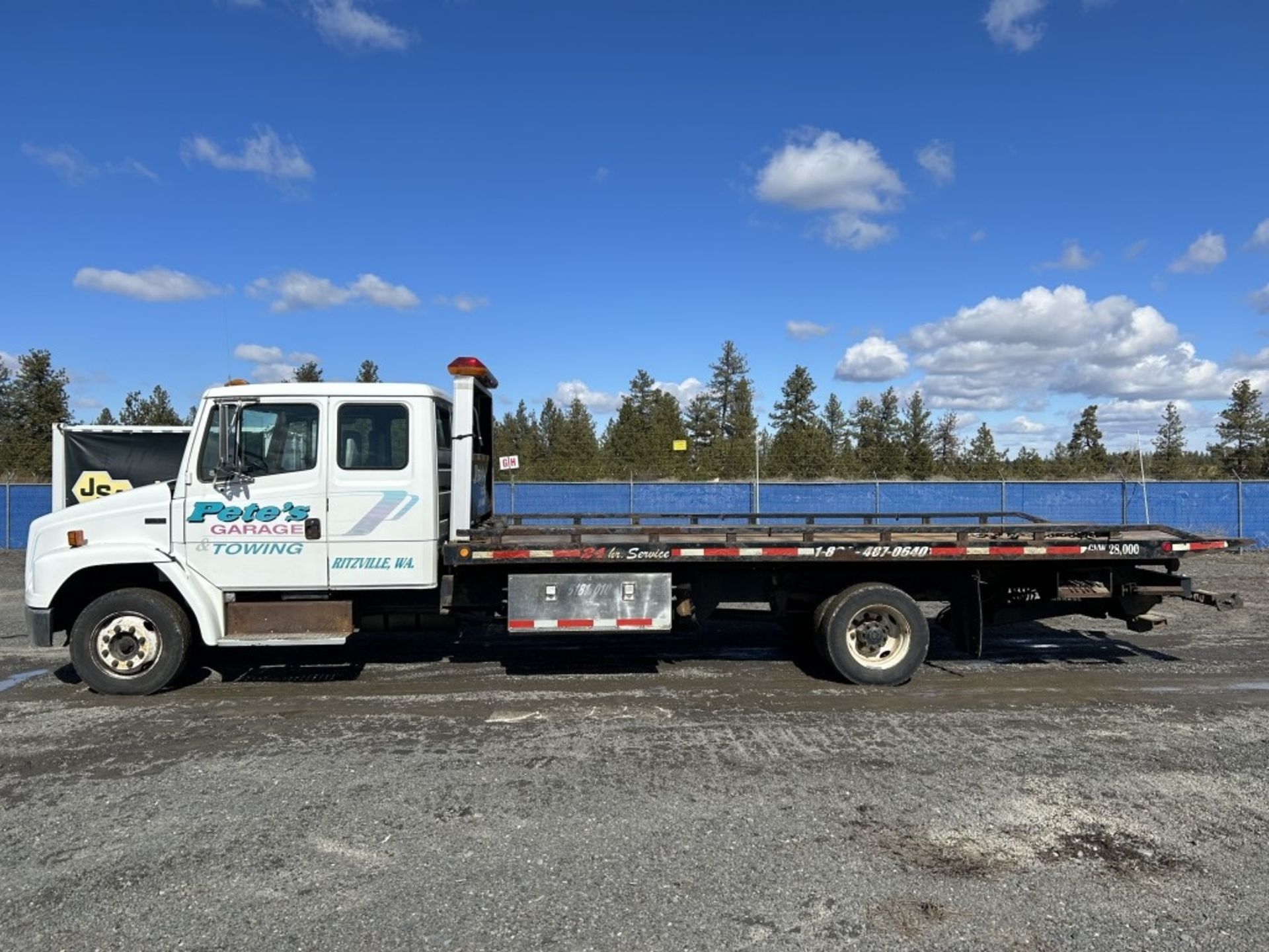 2001 Freightliner FL60 Extra Cab Roll-Off Truck - Image 2 of 41