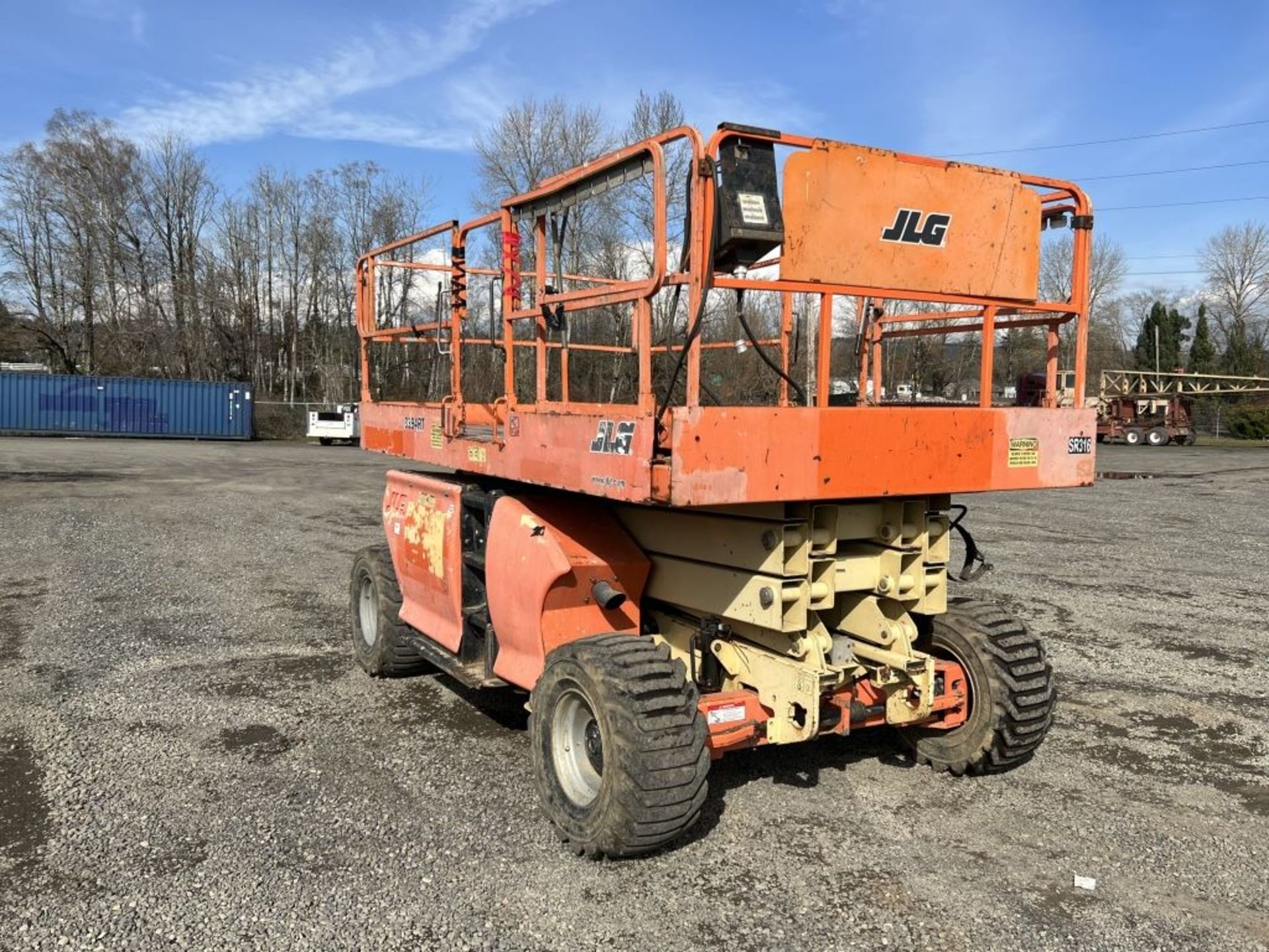 2005 JLG 3394RT 4x4 Rough Terrain Scissor Lift - Image 2 of 23