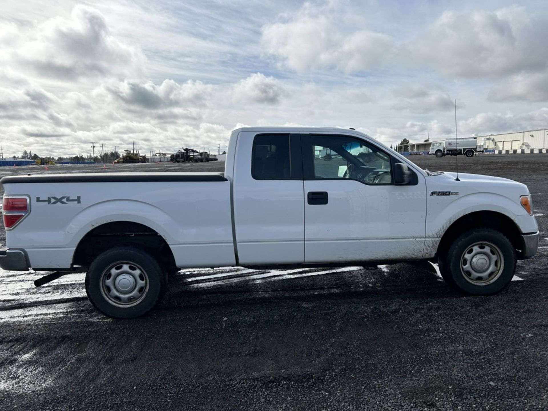 2010 Ford F150 XLT 4x4 Extra Cab Pickup - Image 6 of 42