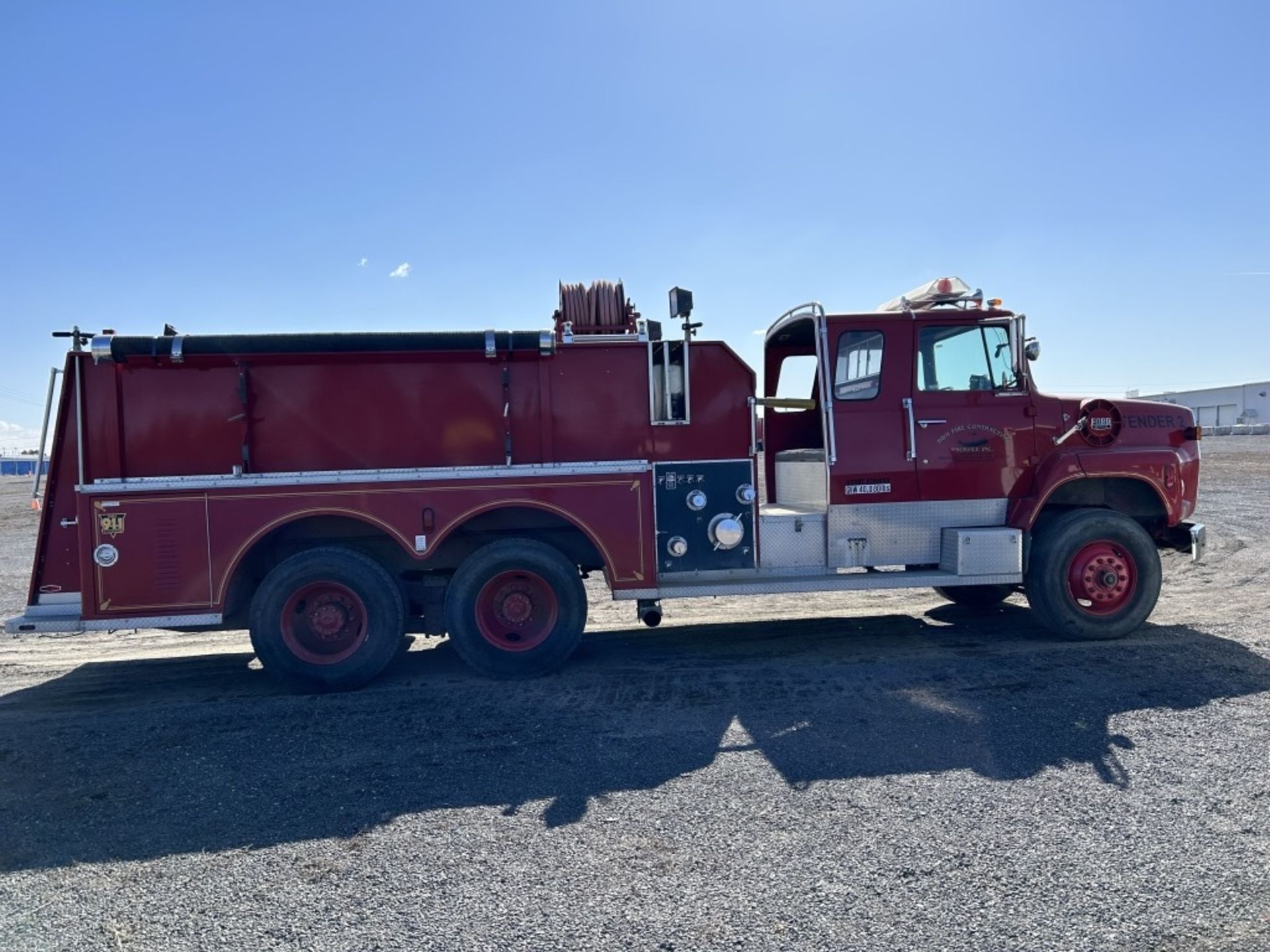 1986 Ford 9000 Fire Engine - Image 6 of 69