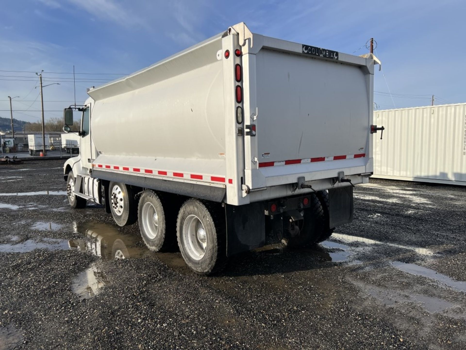 2013 Volvo Tri-Axle Dump Truck - Image 6 of 39