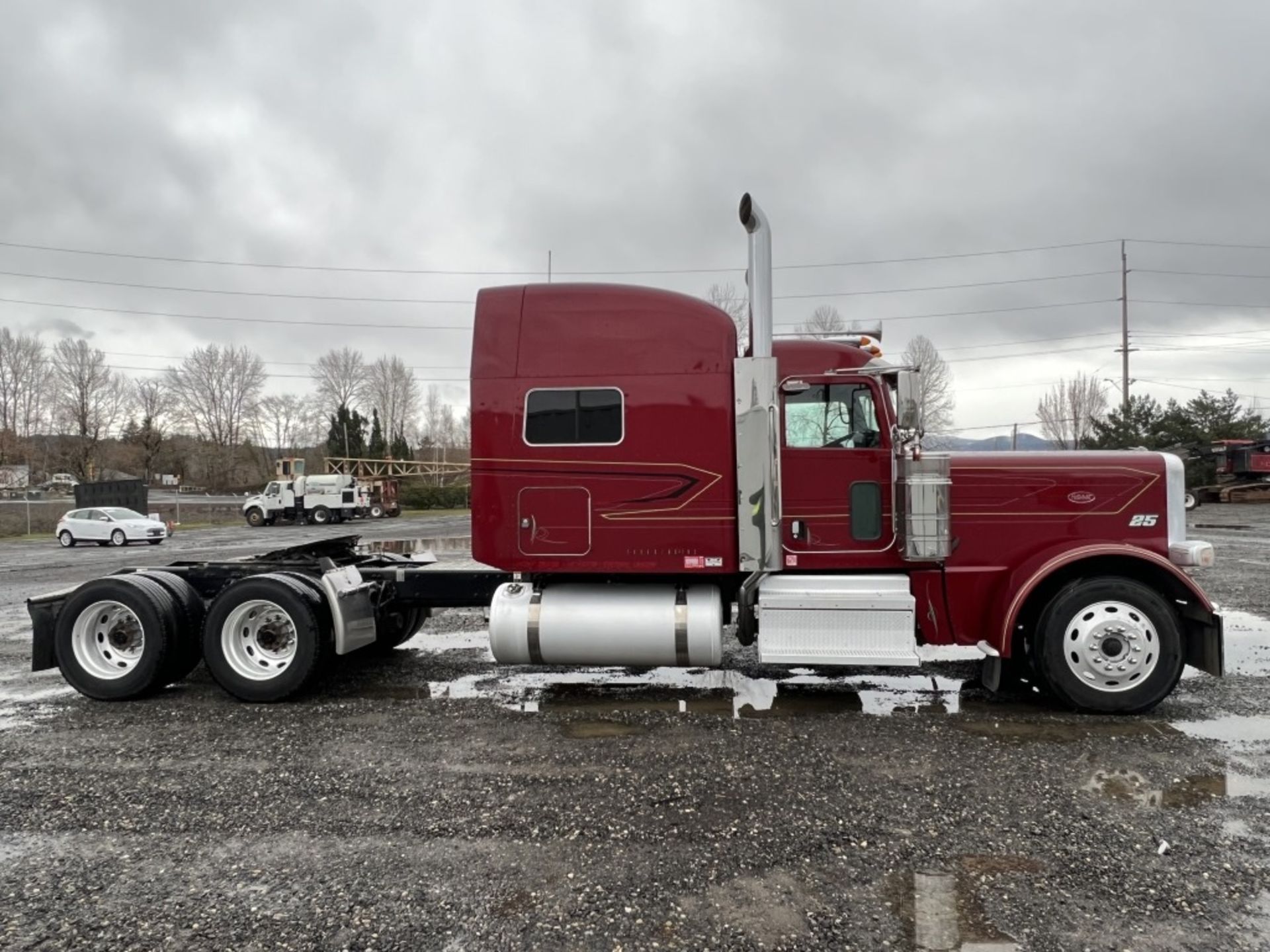 2019 Peterbilt 389 T/A Sleeper Truck Tractor - Image 3 of 39