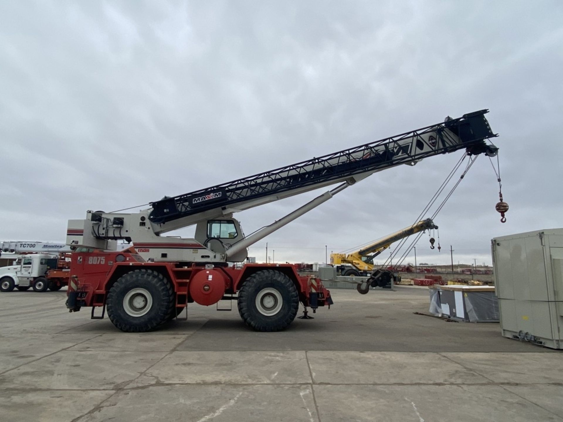 2010 Link-Belt RTC8075 4x4 Rough Terrain Crane