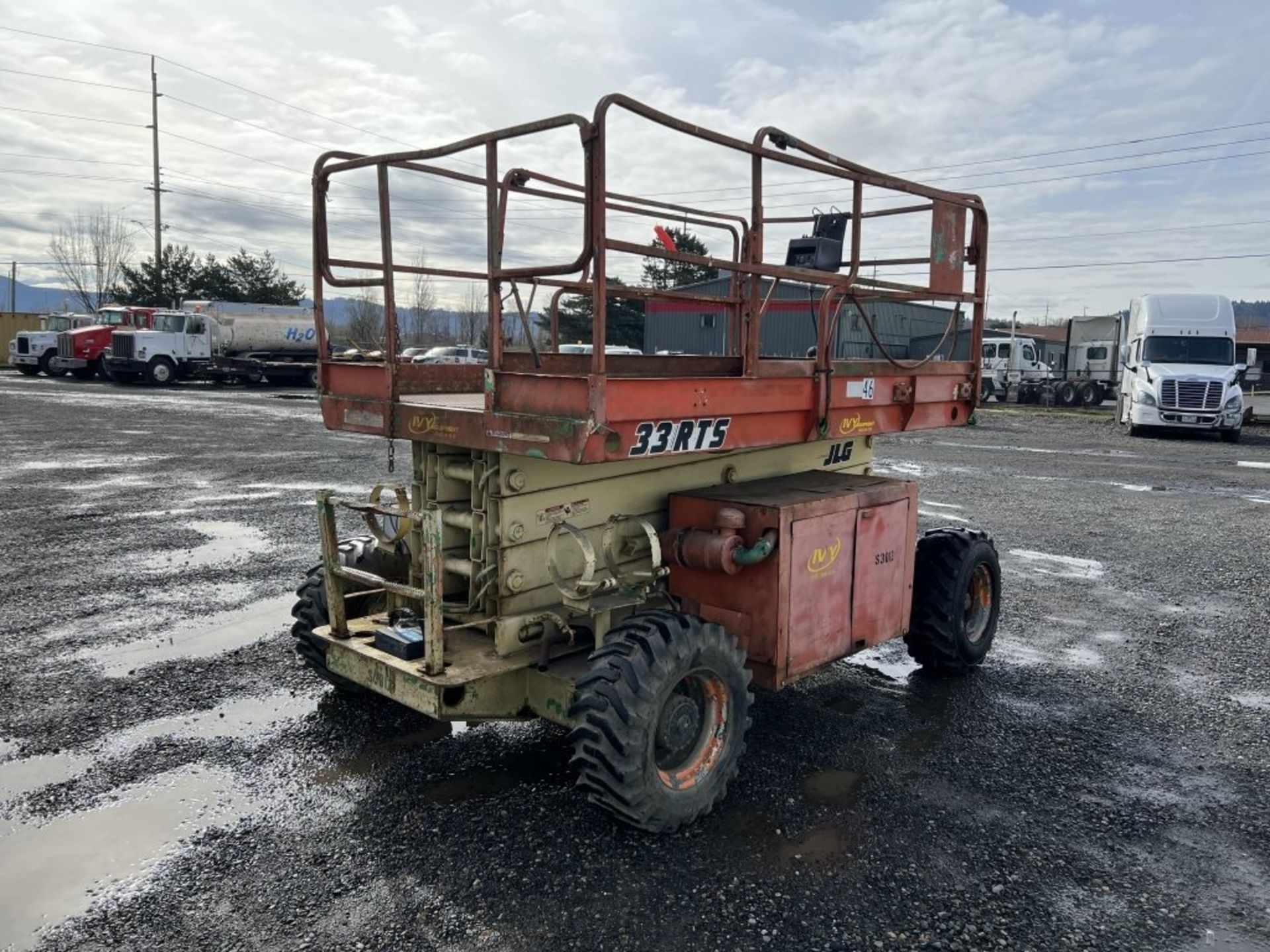 1996 JLG 33RTS 4x4 Rough Terrain Scissor Lift - Image 4 of 23