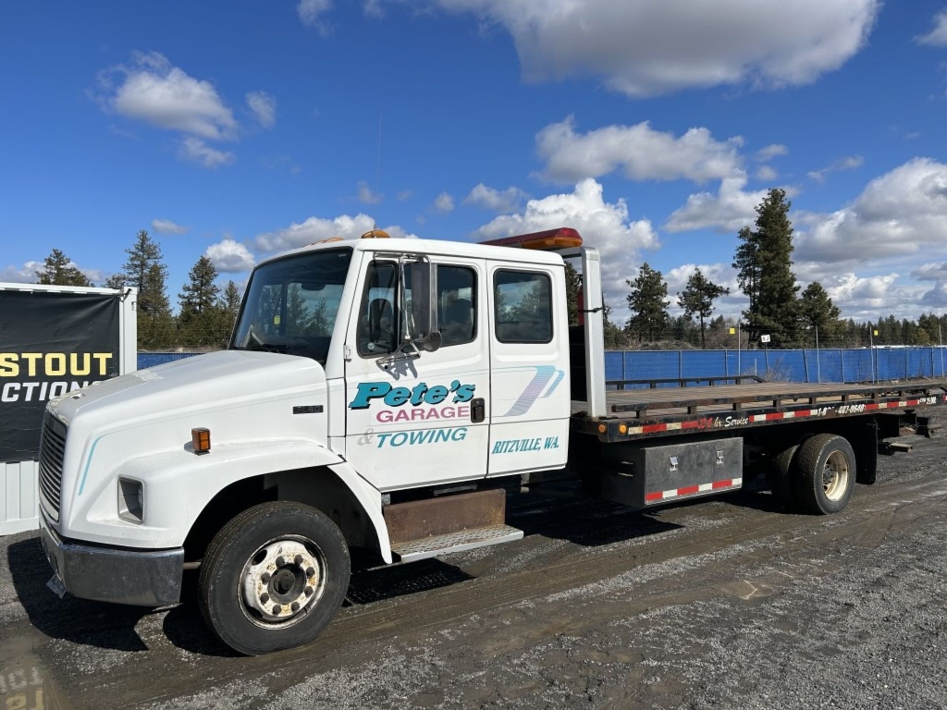 2001 Freightliner FL60 Extra Cab Roll-Off Truck