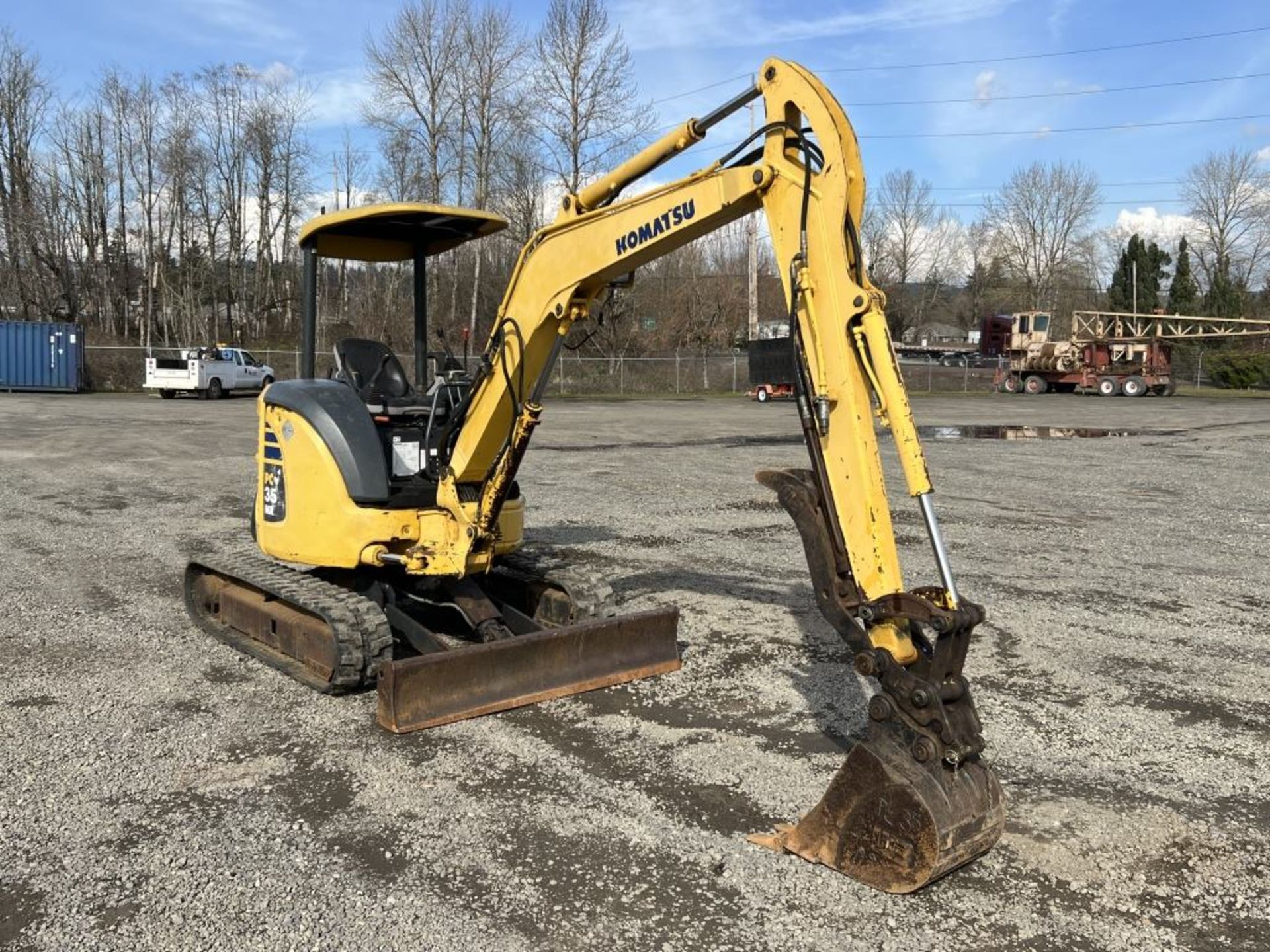 2006 Komatsu PC35MR-2 Mini Hydraulic Excavator - Image 2 of 35