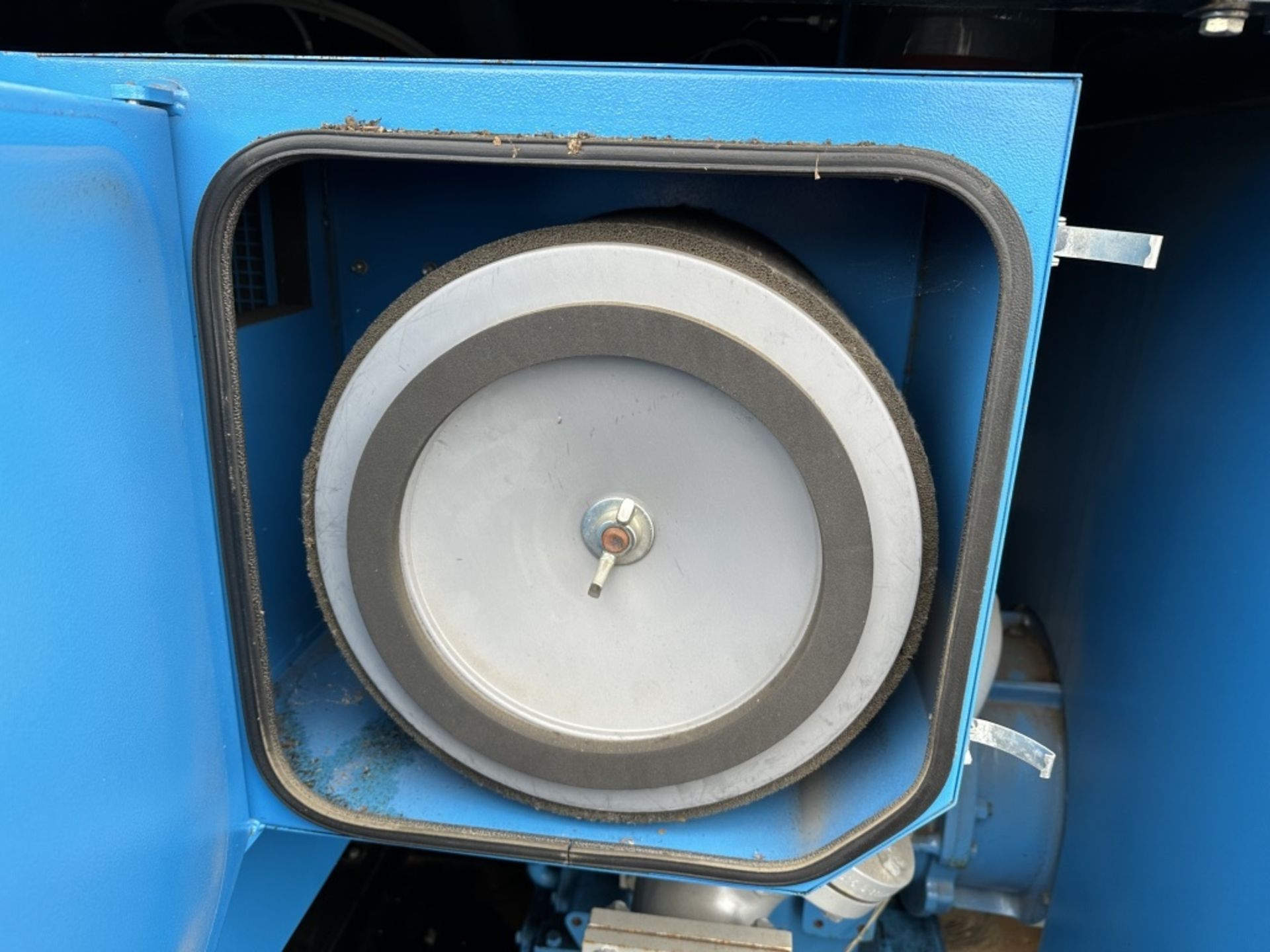 Kobelco KNWA1-C/X Rotary Screw Air Compressor - Image 17 of 18
