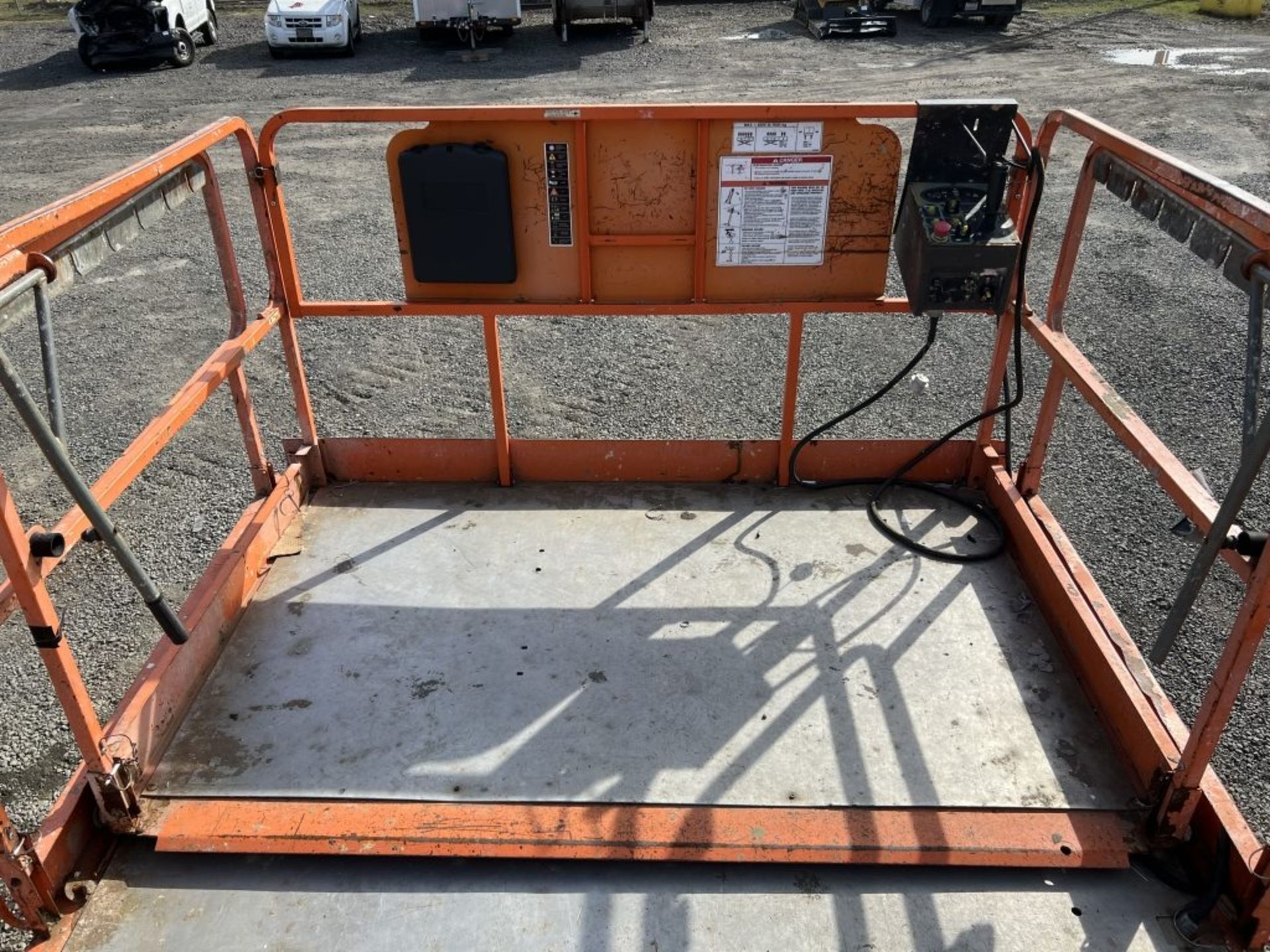 2005 JLG 3394RT 4x4 Rough Terrain Scissor Lift - Image 17 of 23