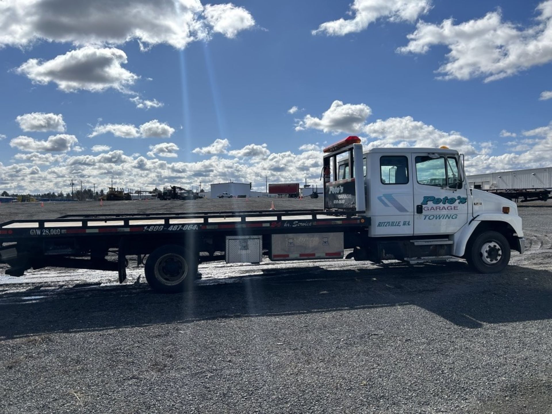 2001 Freightliner FL60 Extra Cab Roll-Off Truck - Image 6 of 41