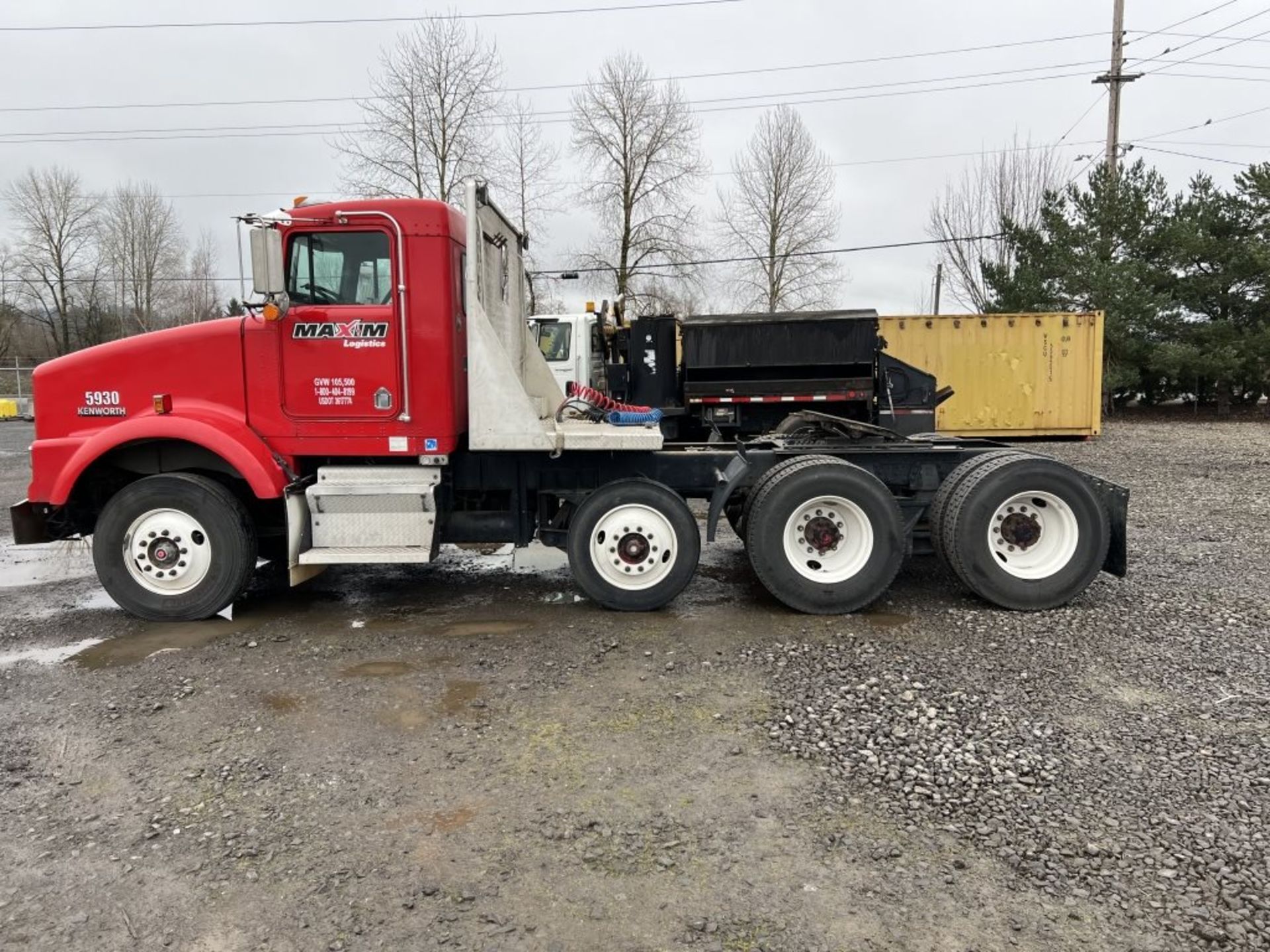 1996 Kenworth T800 Tri-Axle Truck Tractor - Image 7 of 39