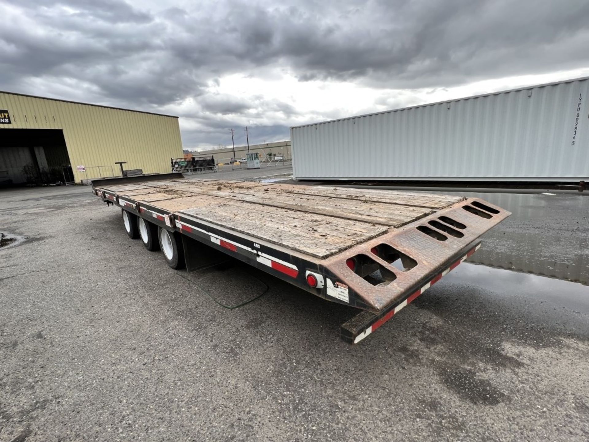 2006 Interstate 50TDL Tri-Axle Equipment Trailer - Image 5 of 15