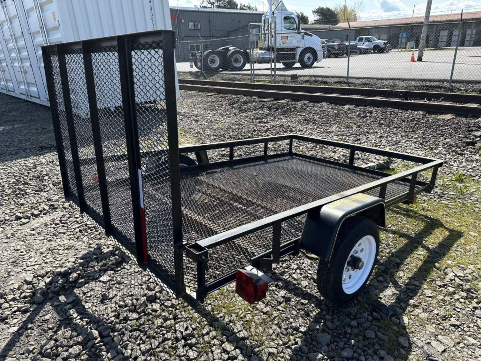 2017 Carry-On S/A Equipment Trailer - Image 4 of 15