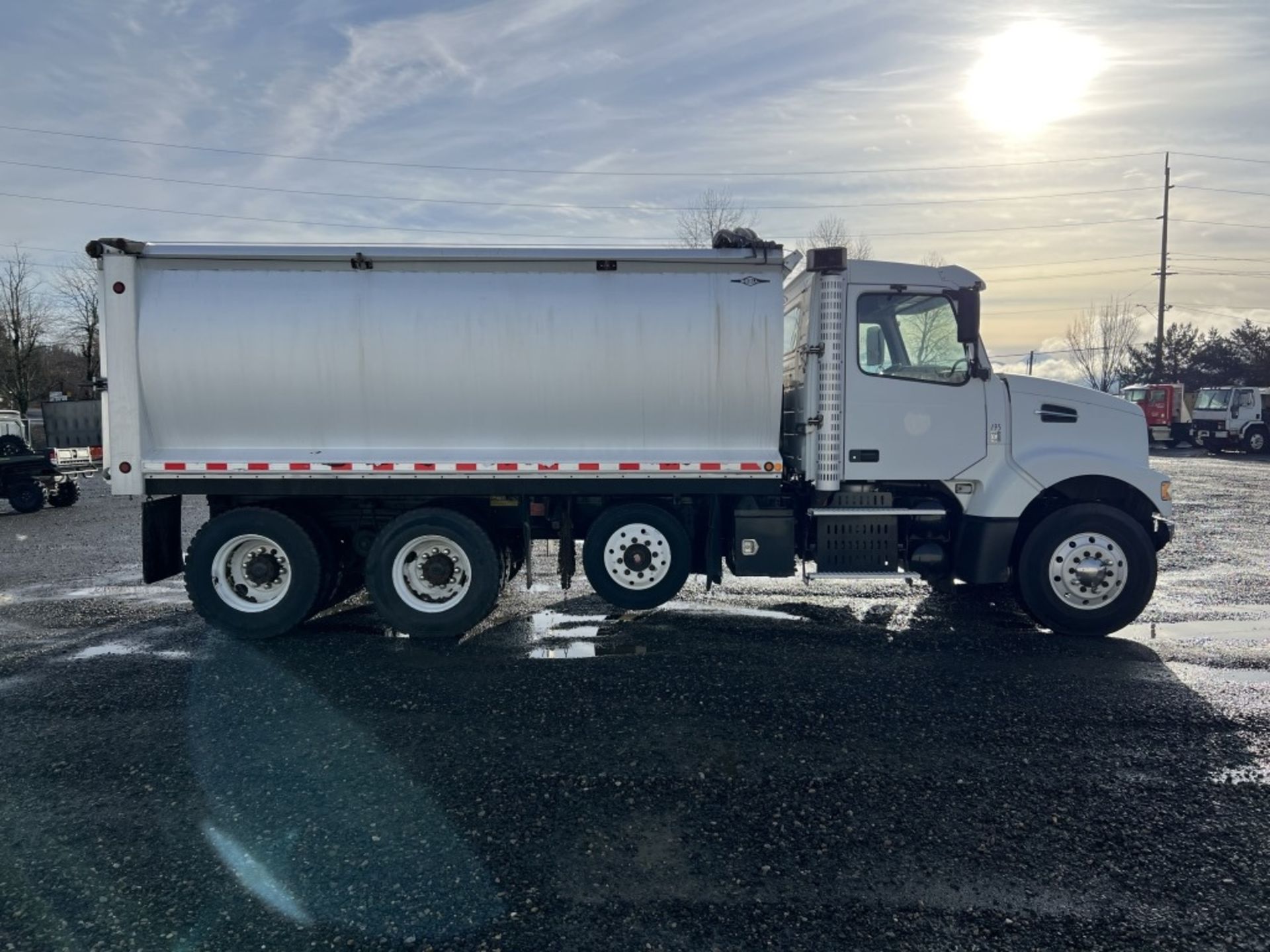 2011 Volvo Tri-Axle Dump Truck - Image 3 of 41