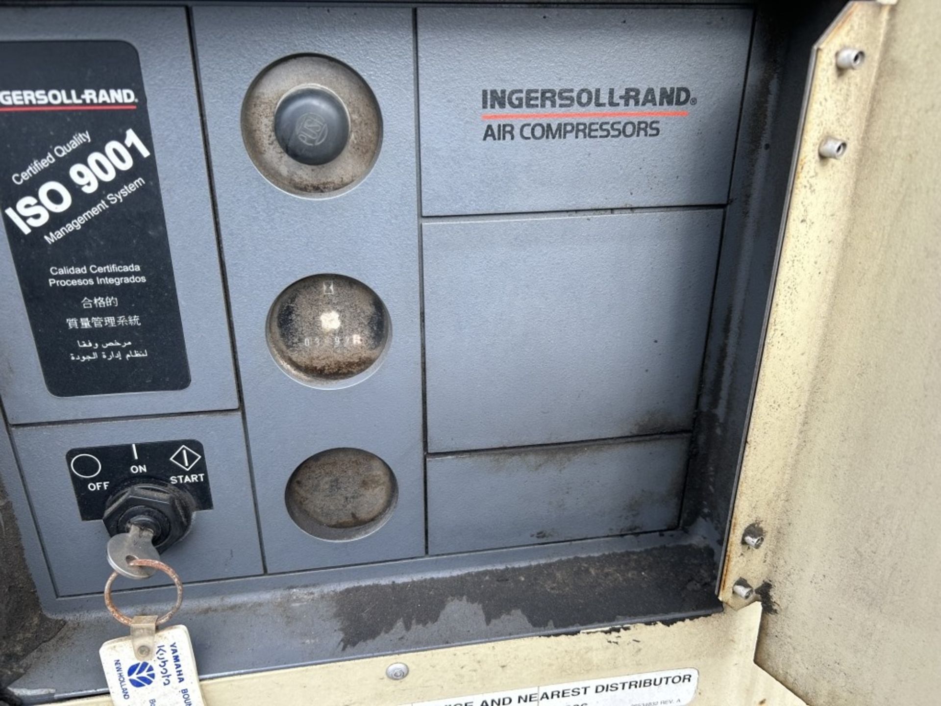 2001 Ingersoll-Rand 185 Towable Air Compressor - Image 17 of 21