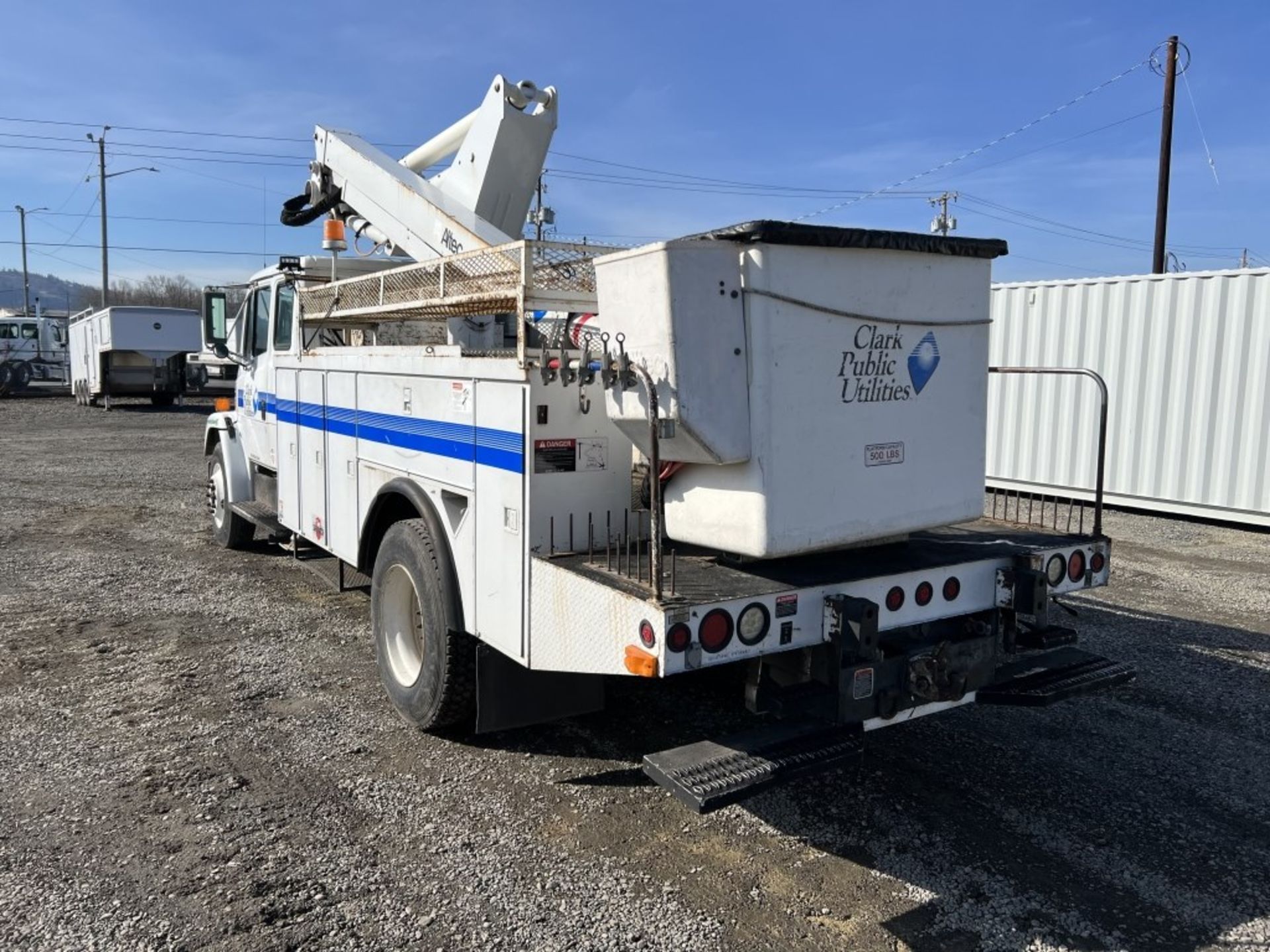 1999 Freightliner FL70 Extra Cab Bucket Truck - Image 6 of 49