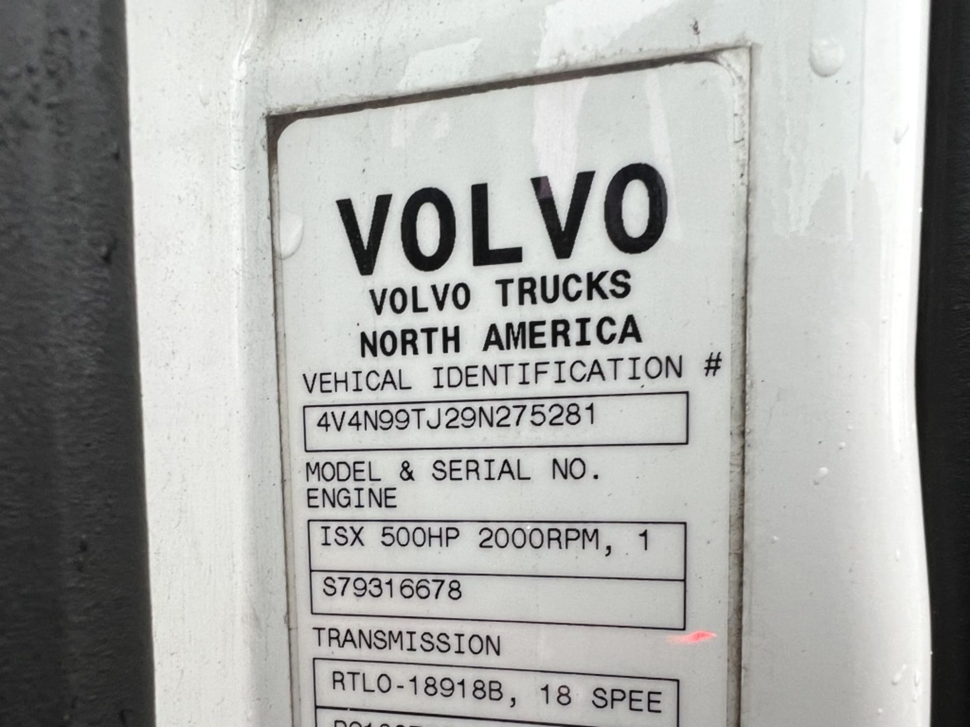 2009 Volvo VNL84T Tri-Axle Truck Tractor - Image 41 of 41