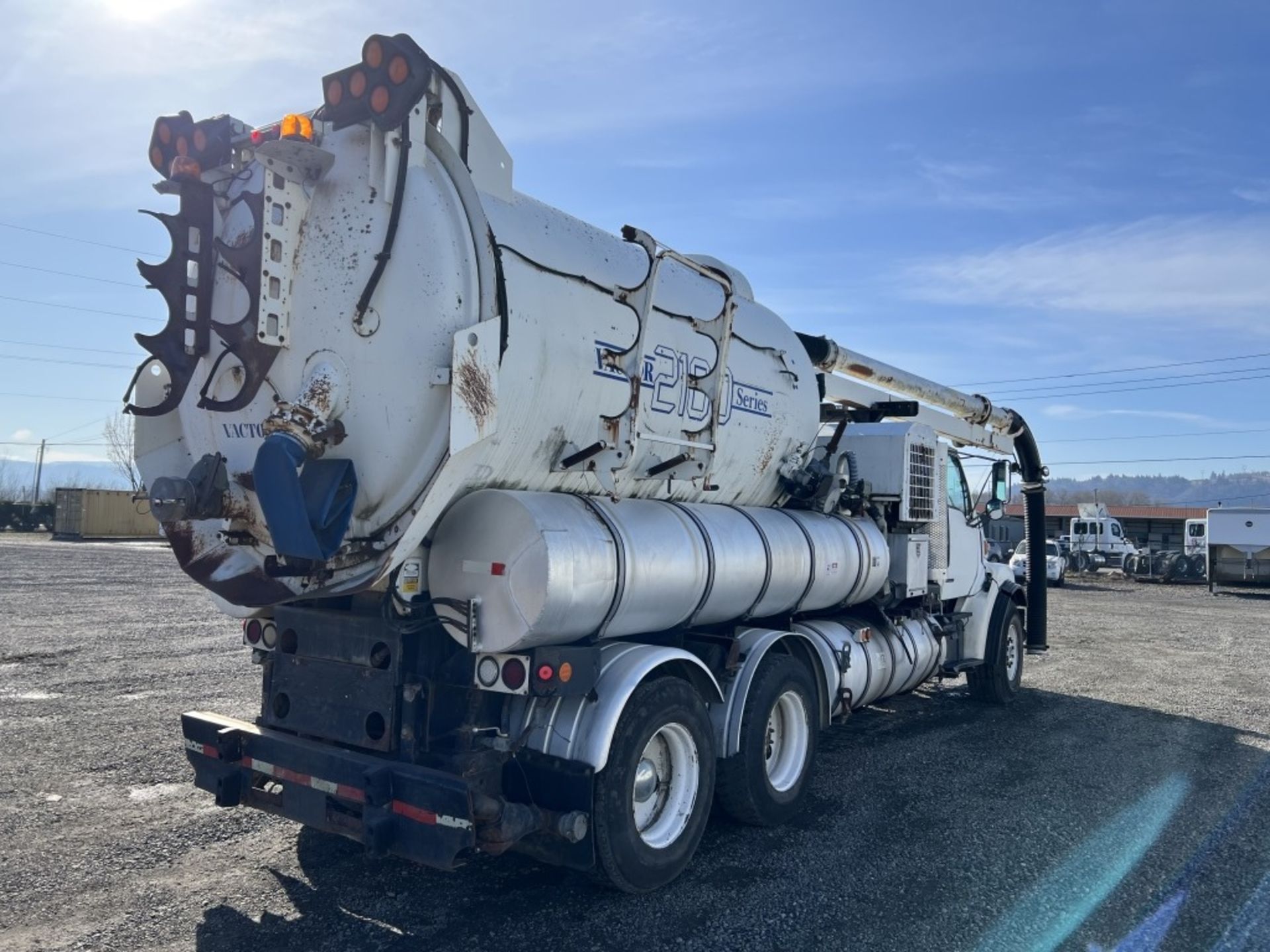 1999 Vactor 2100 Vacuum Truck - Image 4 of 48