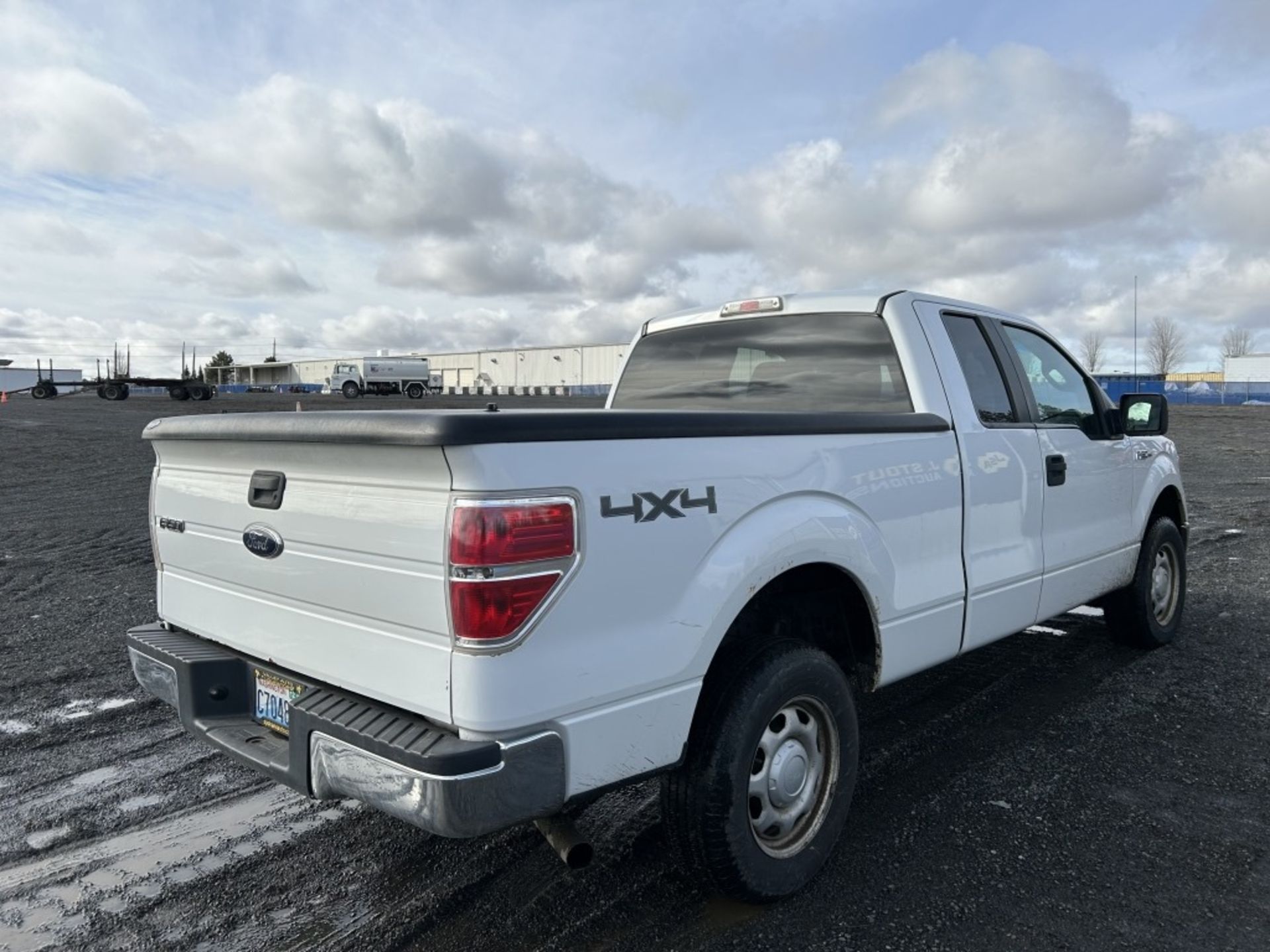 2010 Ford F150 XLT 4x4 Extra Cab Pickup - Image 5 of 42