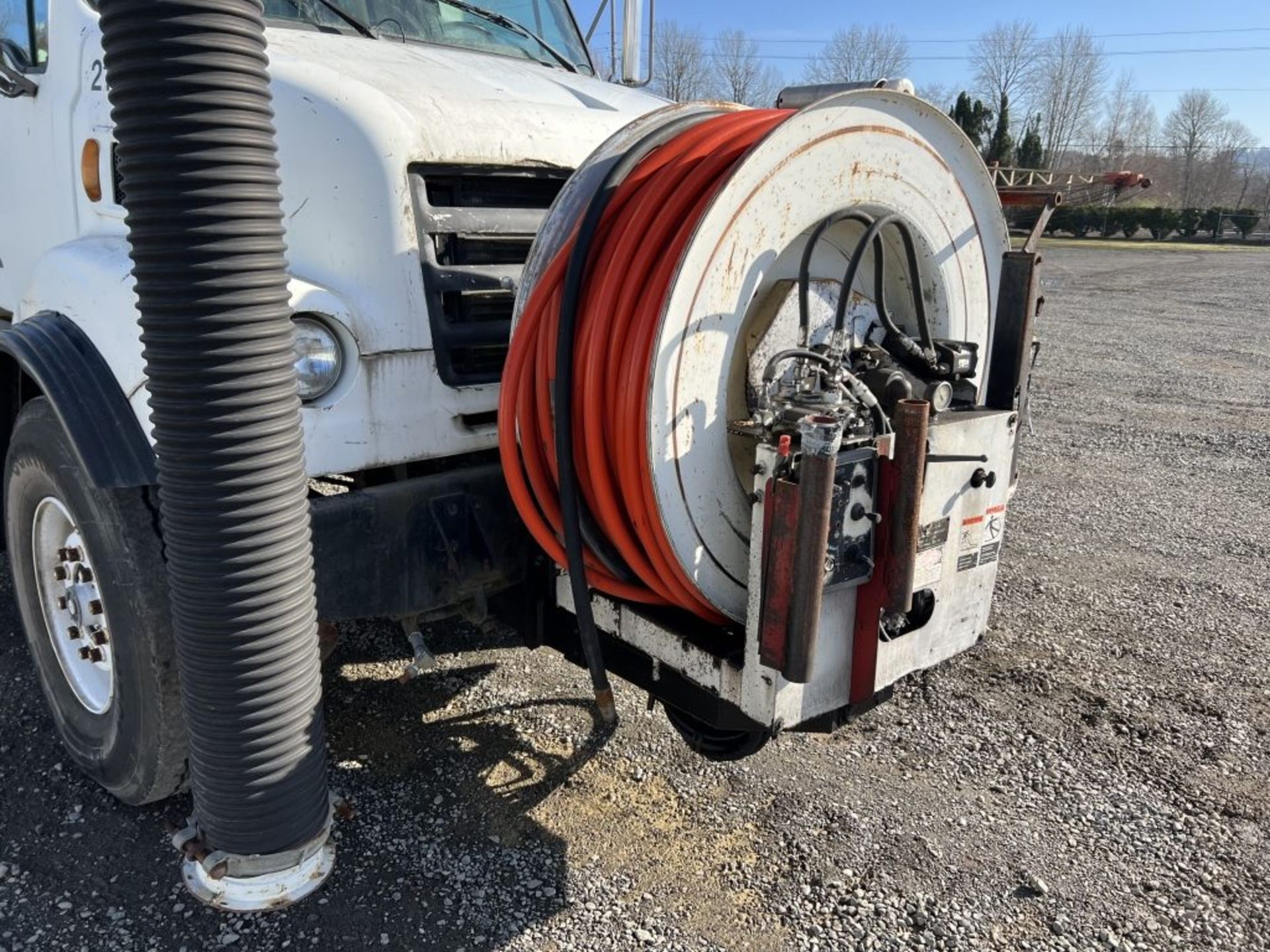 1999 Vactor 2100 Vacuum Truck - Image 17 of 48