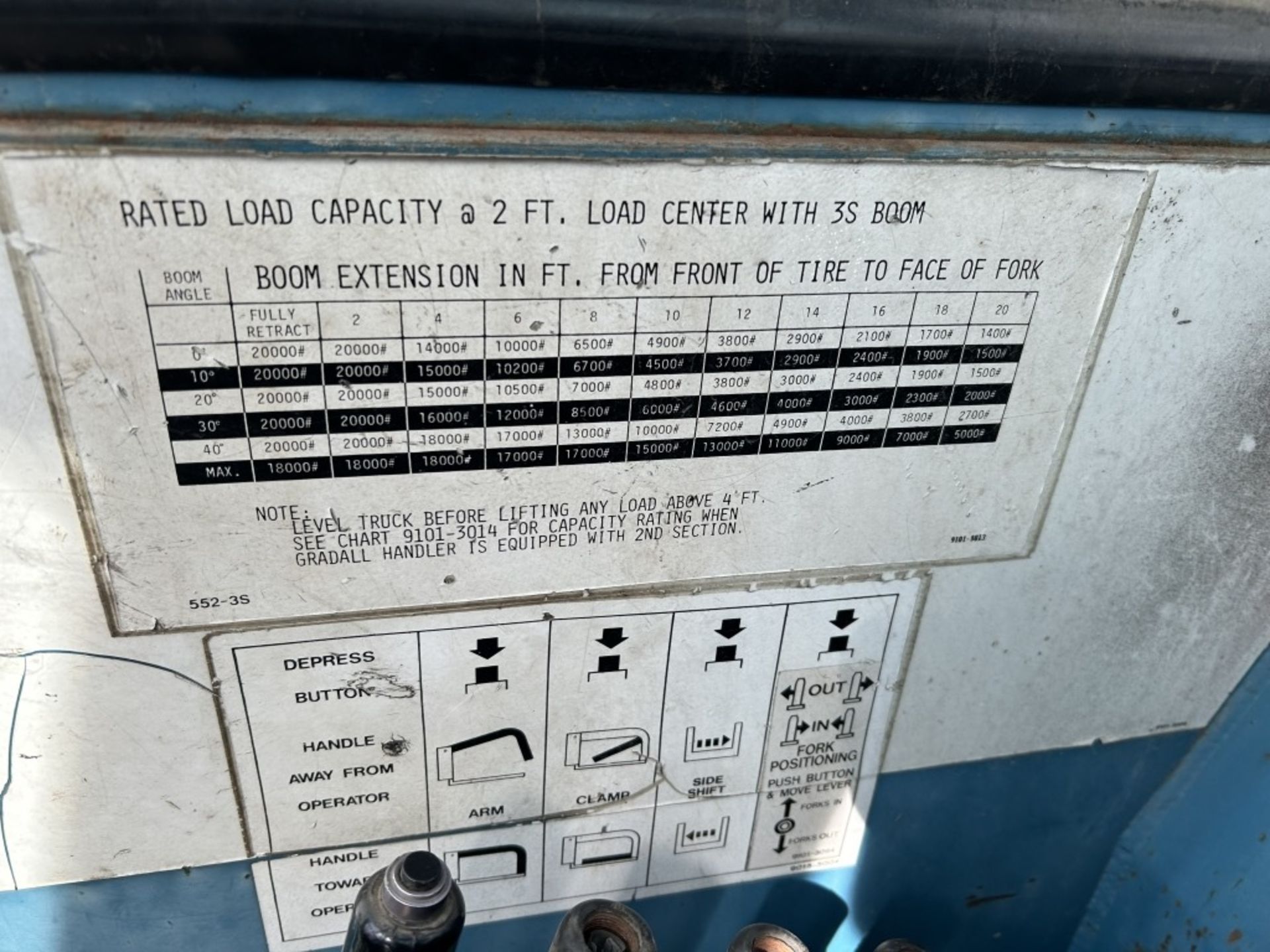 Gradall 552 Telescopic Forklift - Image 21 of 39