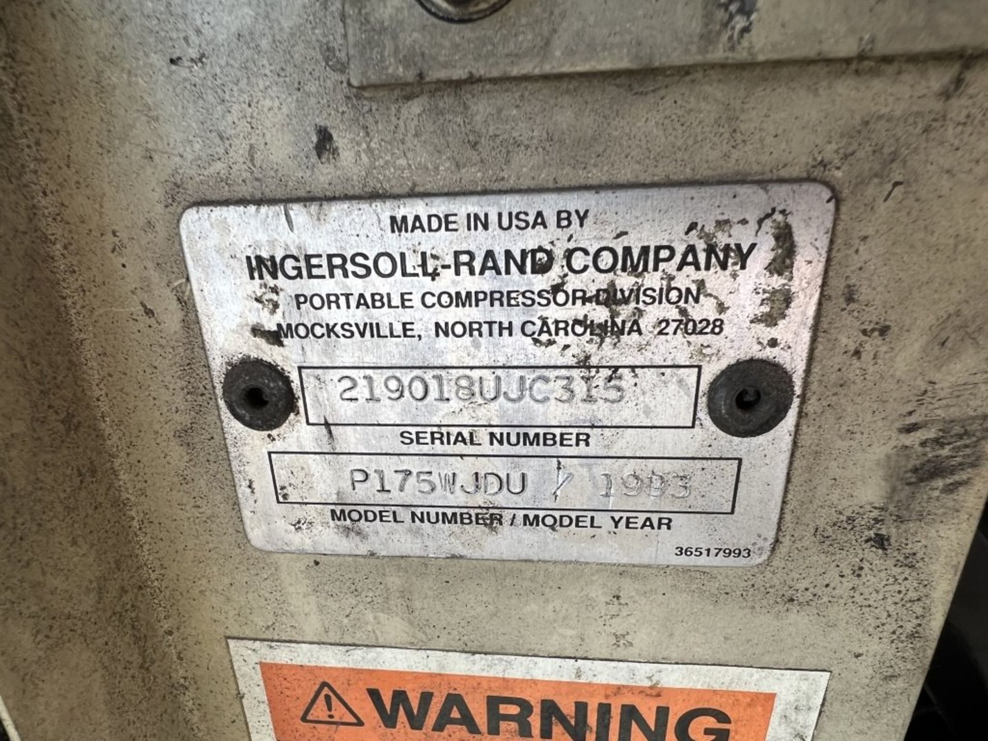 1993 Ingersoll-Rand P175WJDU Air Compressor - Image 11 of 13