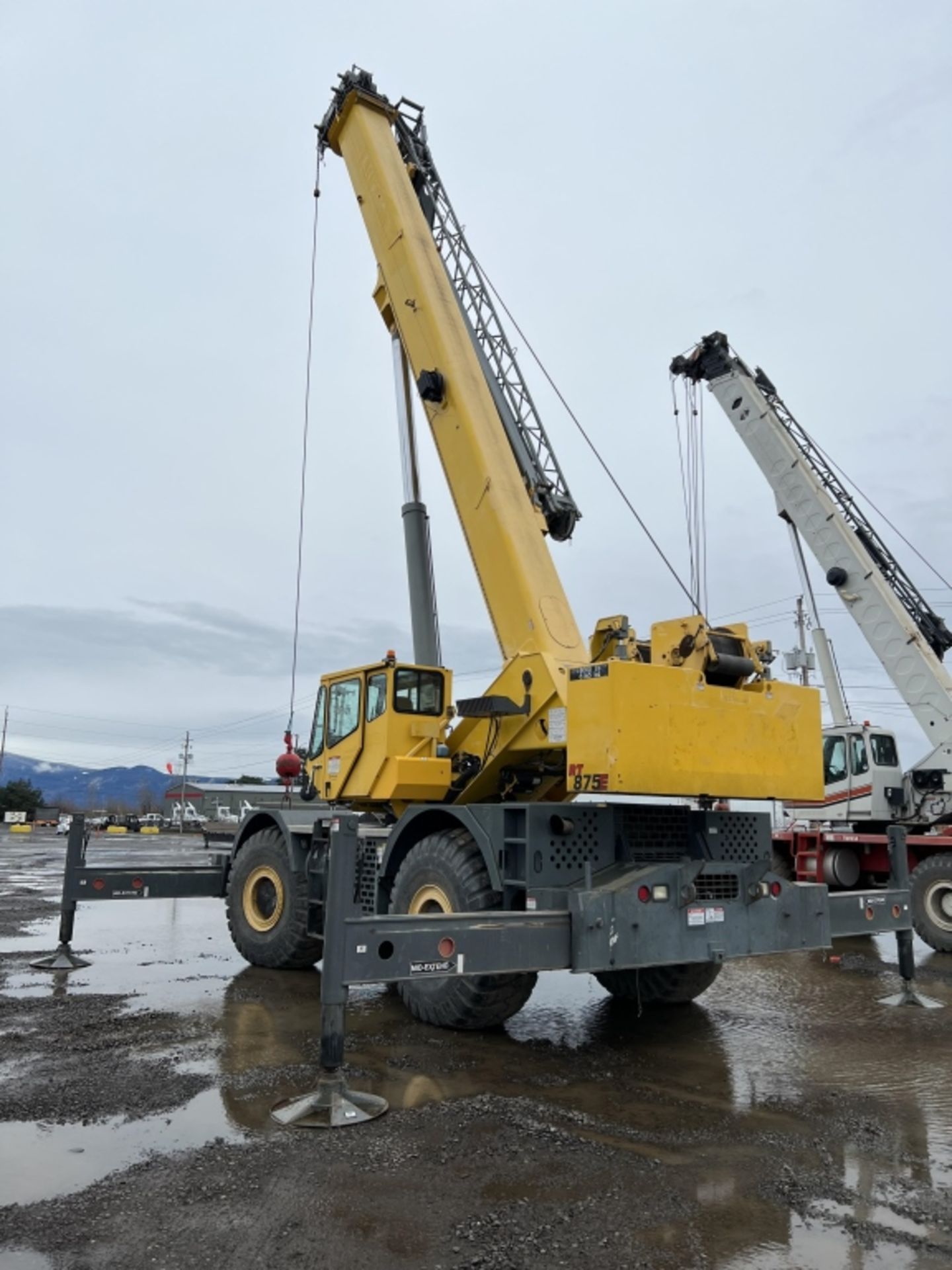 2005 Grove RT875E 4x4 Rough Terrain Crane - Image 13 of 48