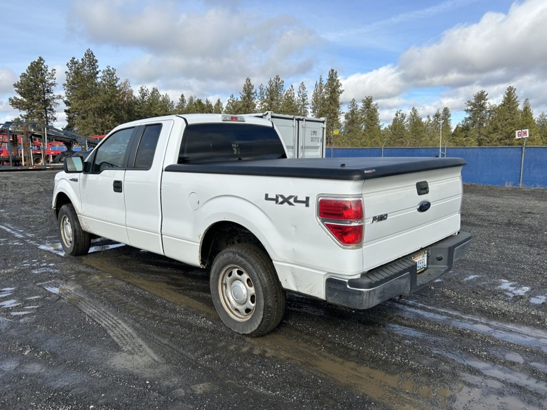 2010 Ford F150 XLT 4x4 Extra Cab Pickup - Image 3 of 42