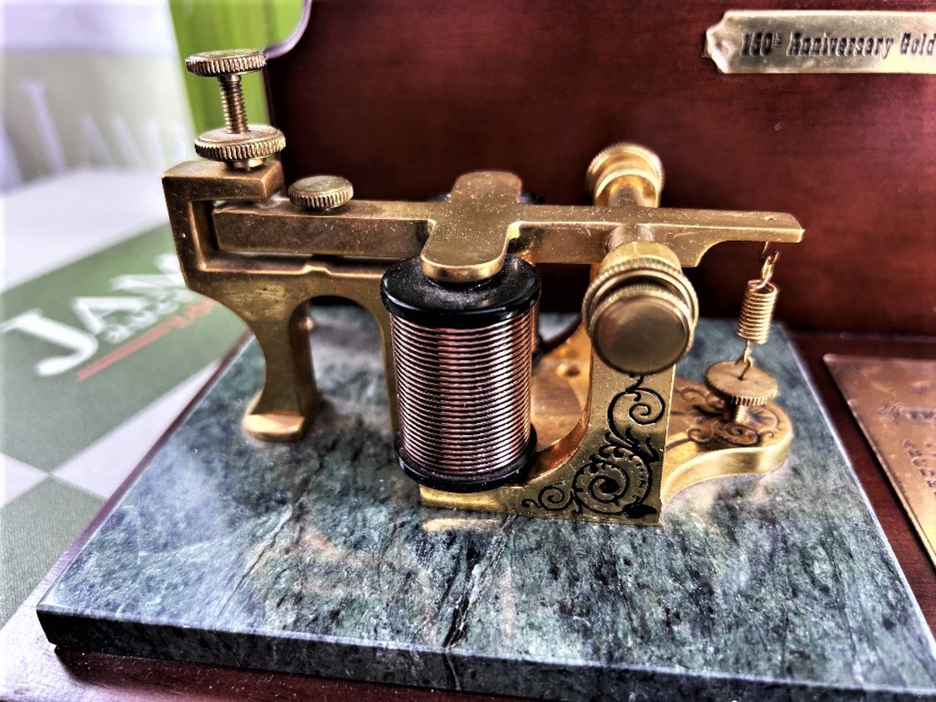 Franklin Mint 150th Anniversary Gold Rush Telegraph Station - Image 2 of 7