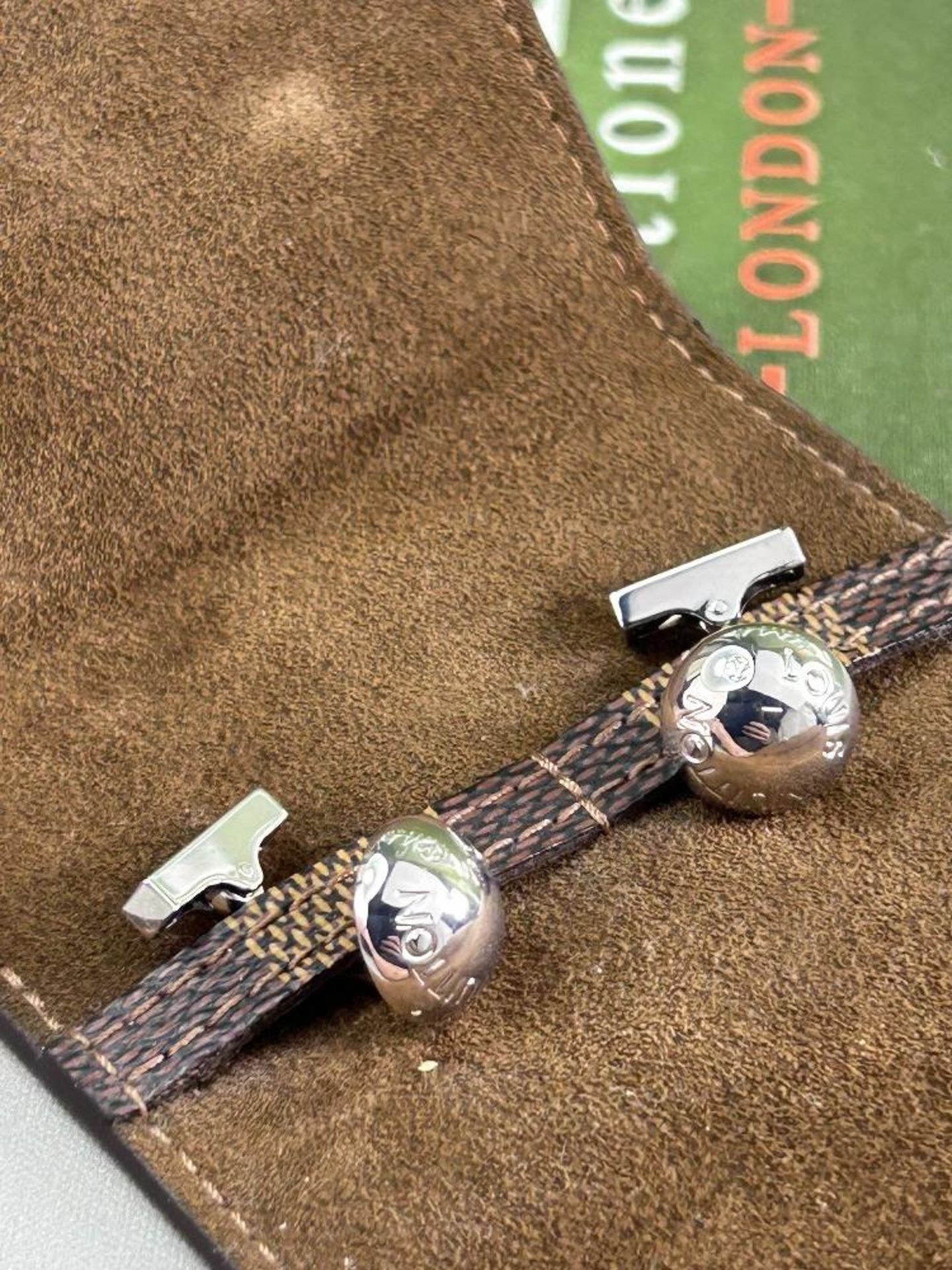 Louis Vuitton Paris Silver Classic Cufflinks - Image 7 of 7