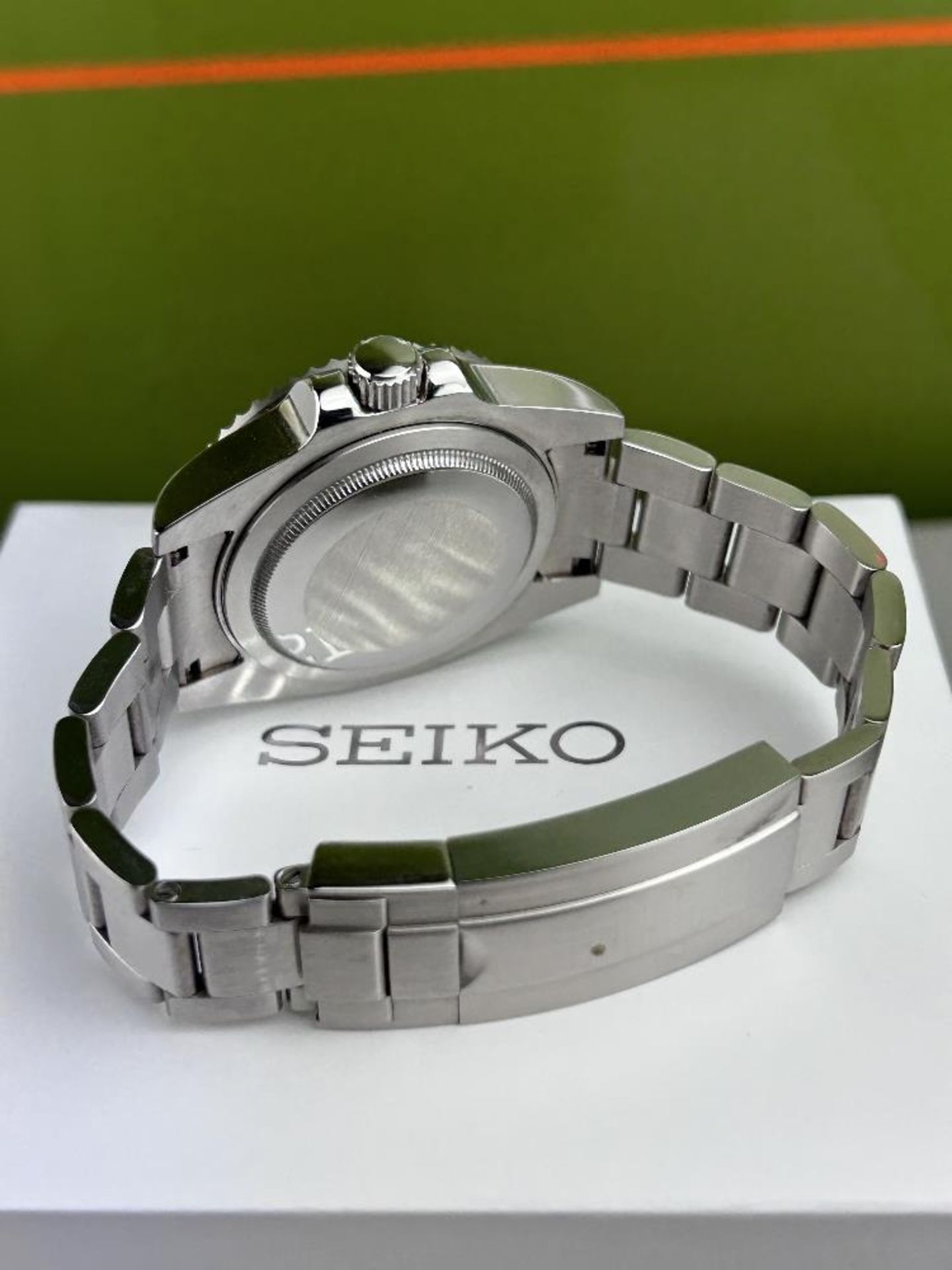 Seiko "Batman Homage GMT" 40mm NH35 Movement - Image 5 of 10