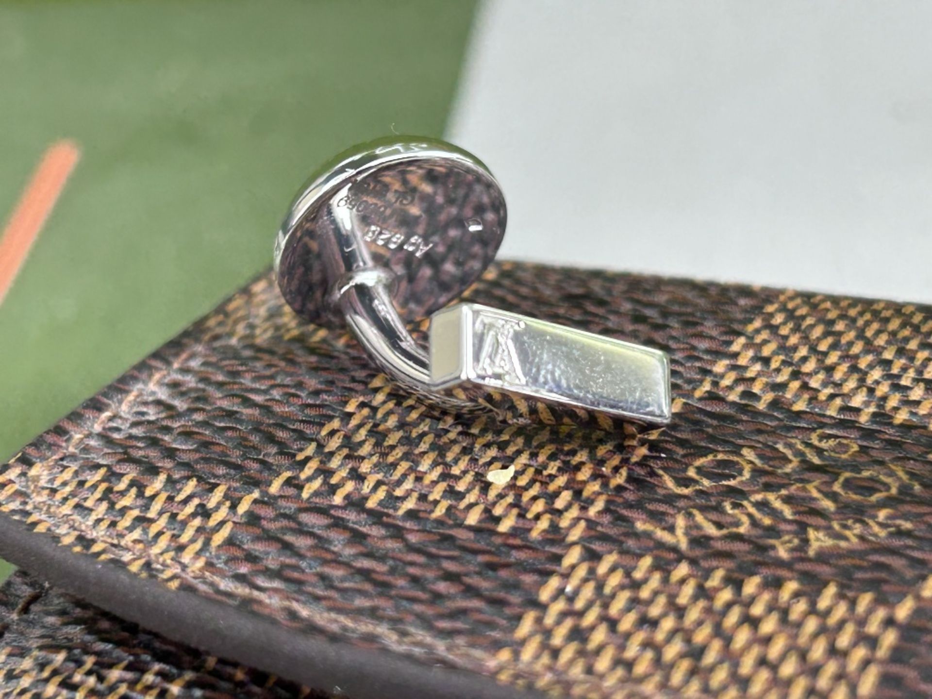 Louis Vuitton Paris Silver Classic Cufflinks - Image 3 of 7