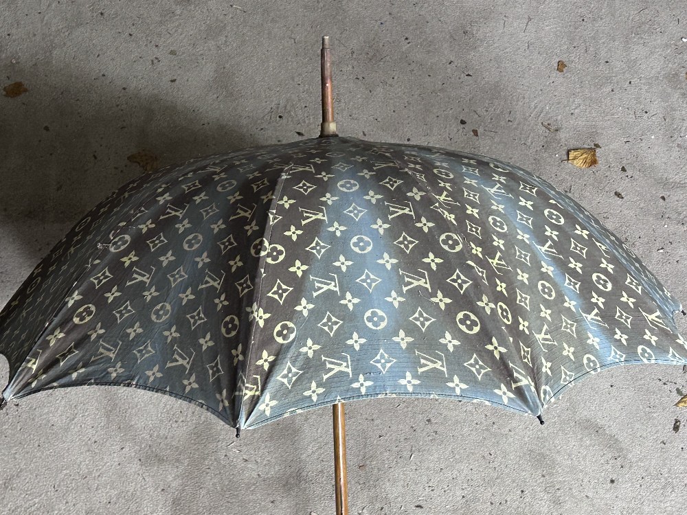 Vintage Louis Vuitton Umbrella Monogram - Image 7 of 8