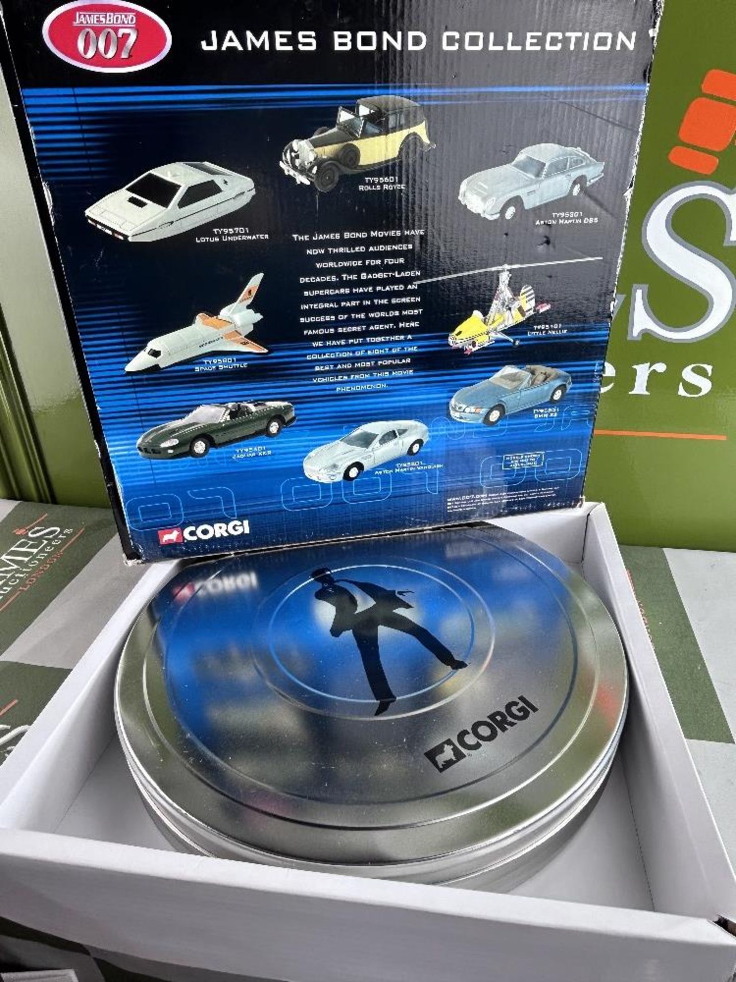 Corgi James Bond 007 Collection Film Canister 8 Car Edition-Rare. - Image 3 of 7